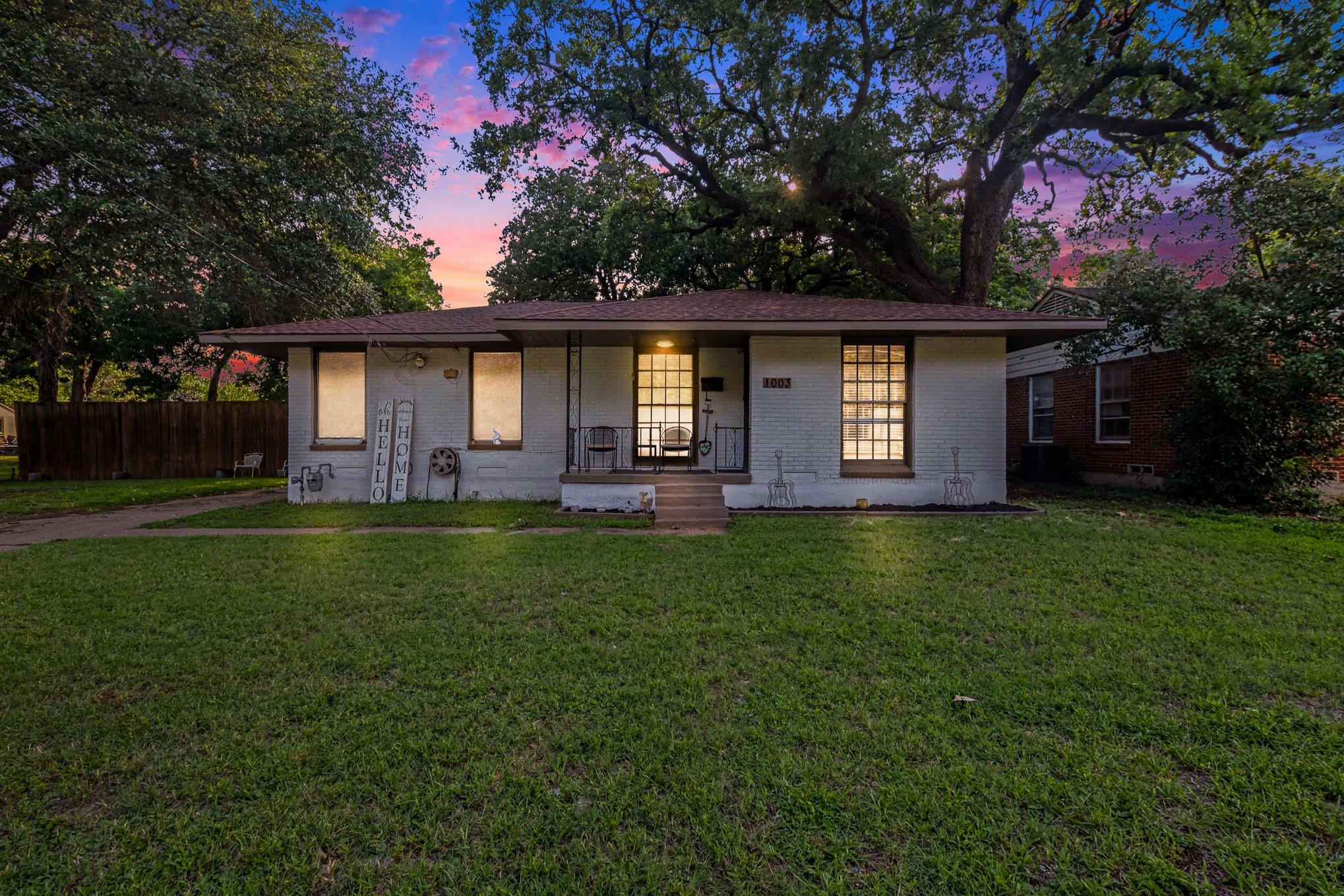 1003 Ash Street Irving TX 75060