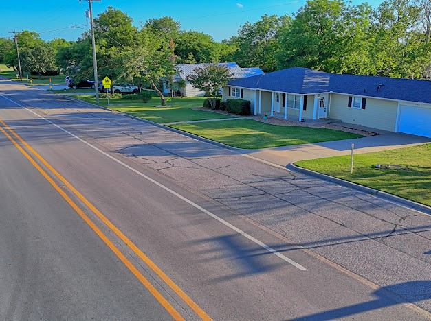 933 N Main Street Muenster TX 76252