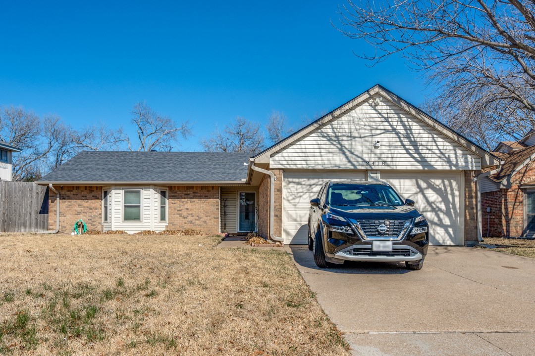 2418 Slaton Drive Grand Prairie TX 75052