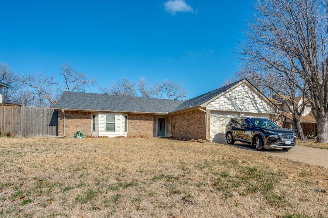 2418 Slaton Drive Grand Prairie TX 75052