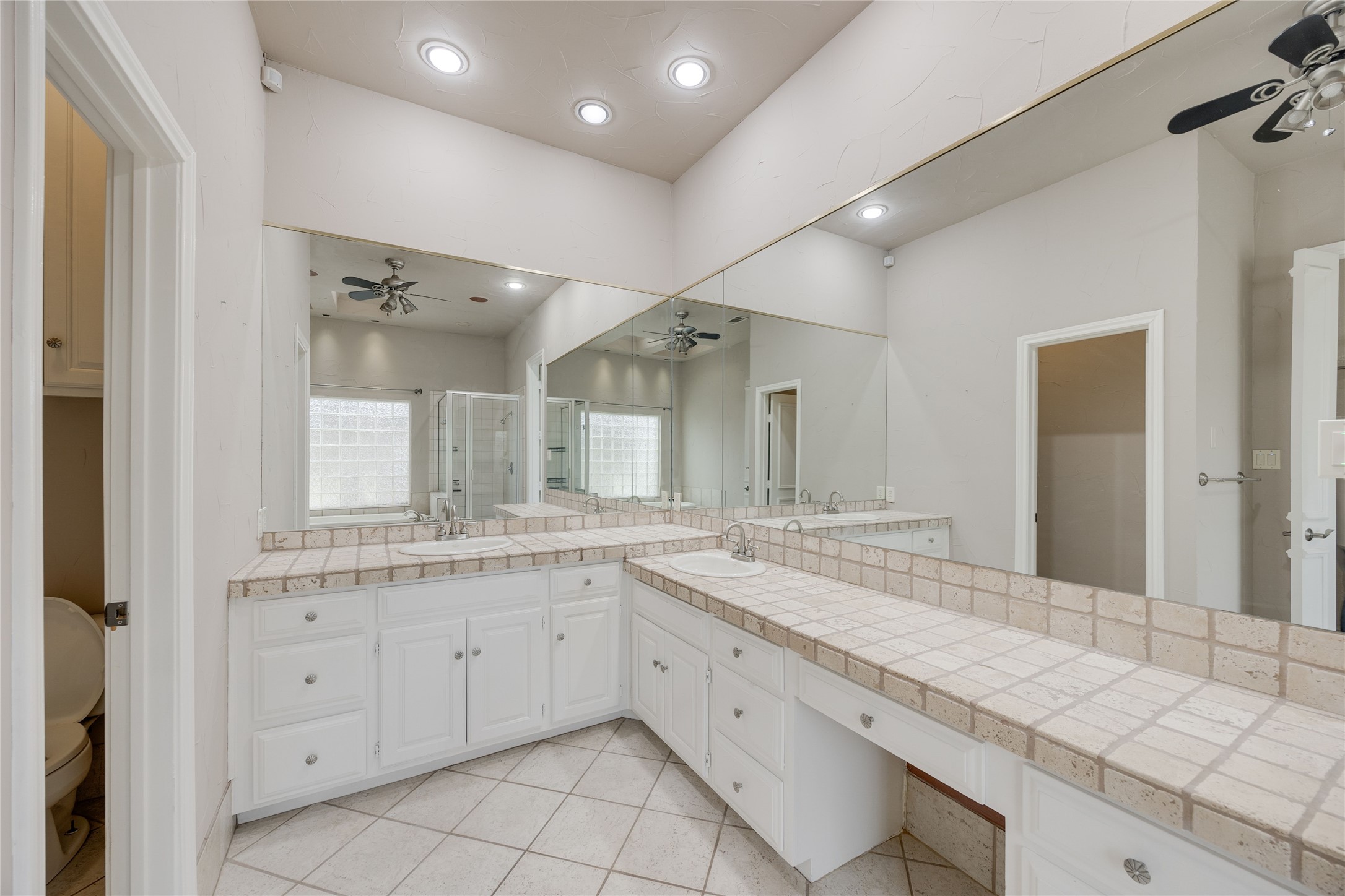 1201 Findlay Drive Arlington TX 76012
