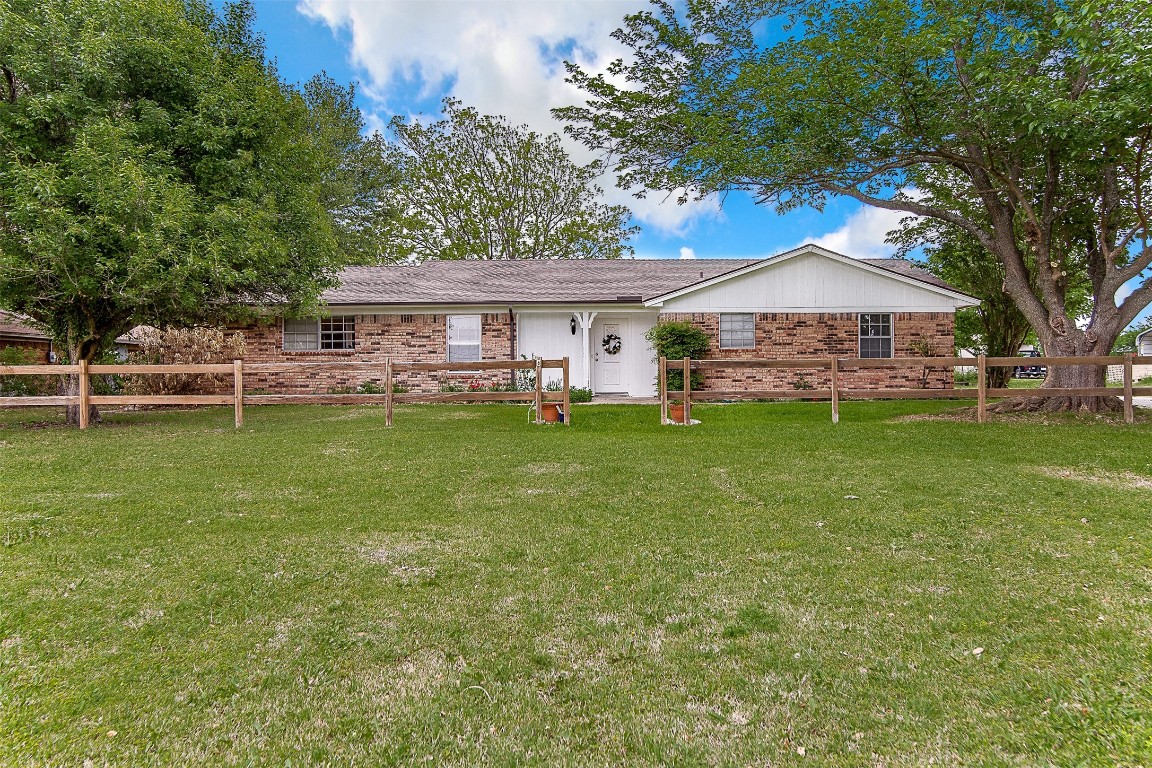 4608 County Road 919 Crowley TX 76036