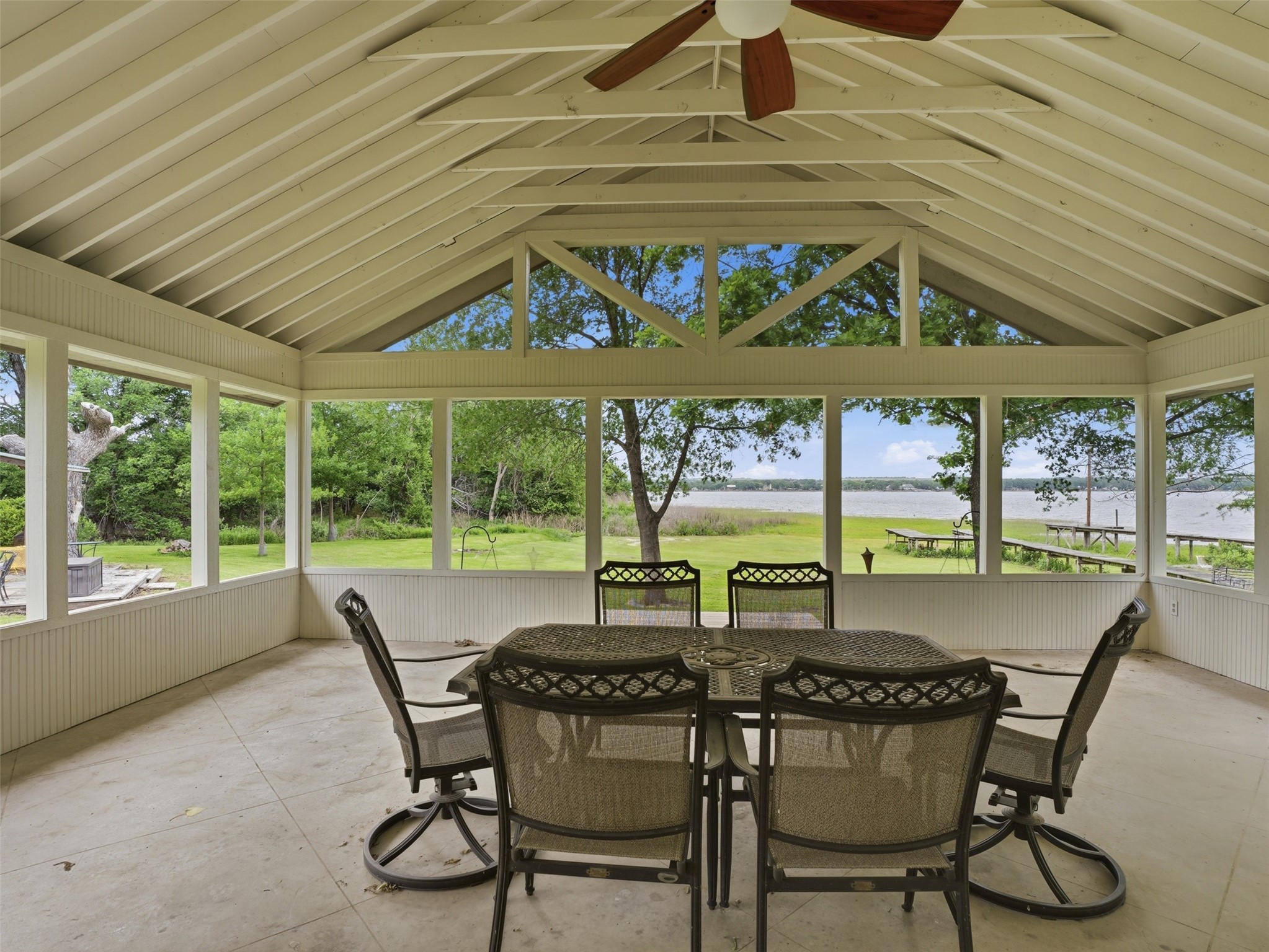 542 W Lake Drive Weatherford TX 76087