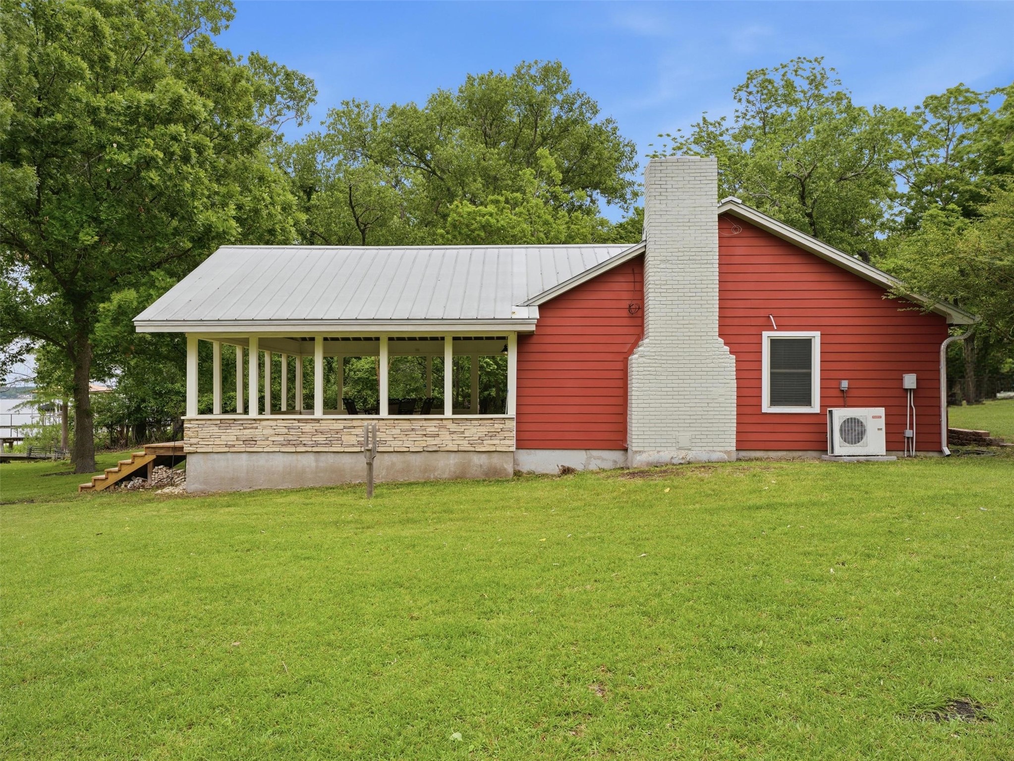 542 W Lake Drive Weatherford TX 76087