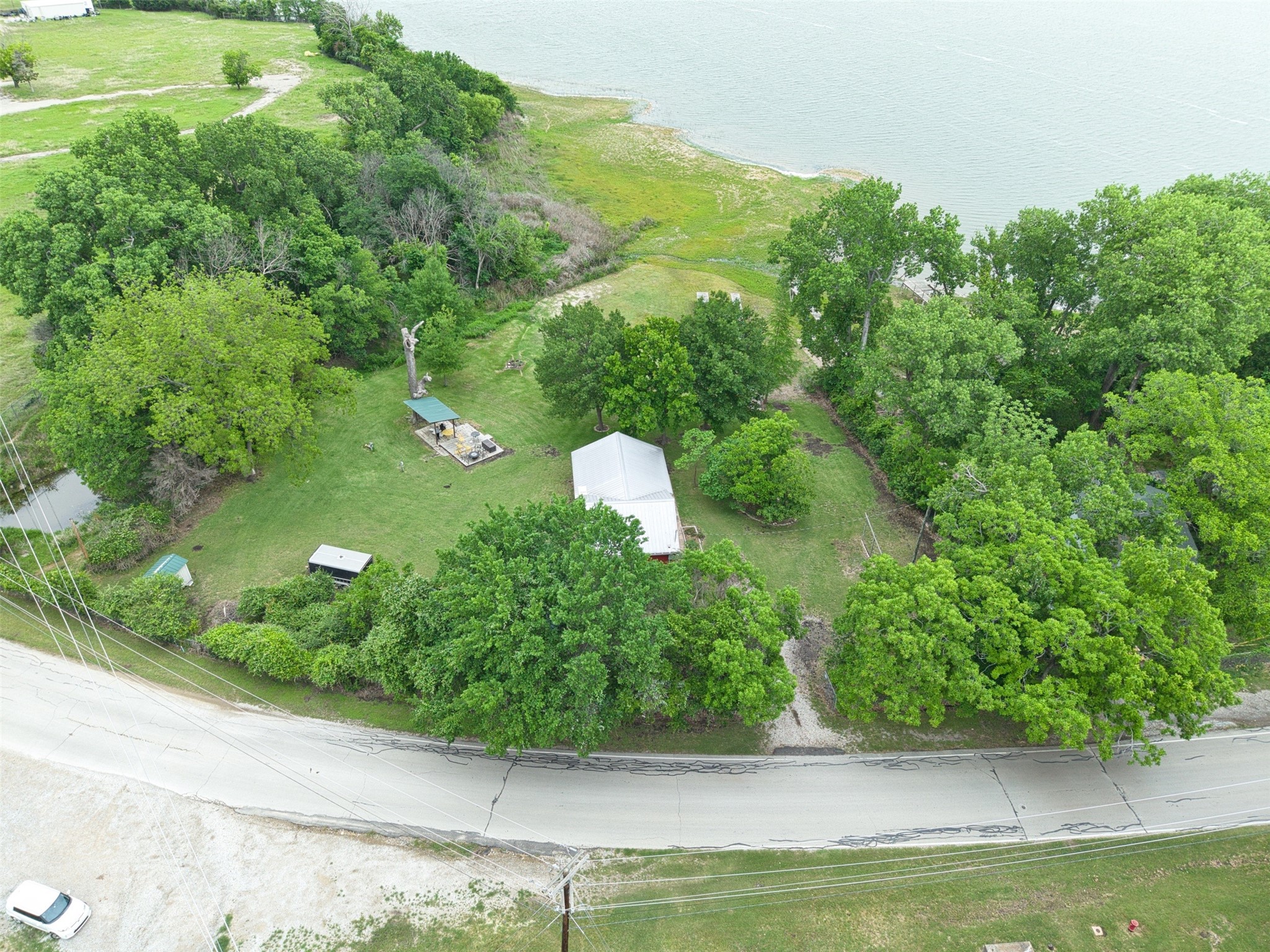 542 W Lake Drive Weatherford TX 76087