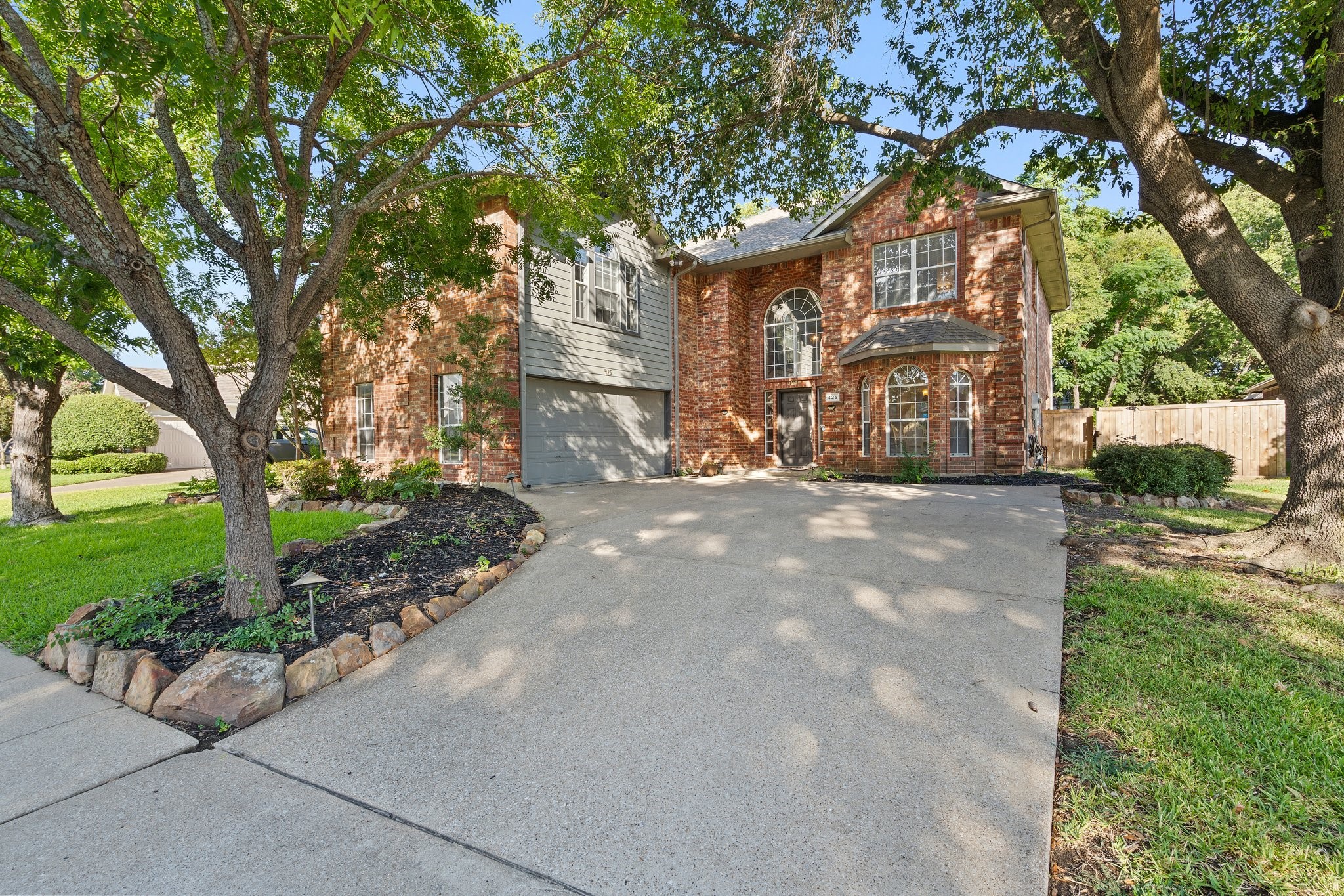 425 Saddlebrook Drive Garland TX 75044