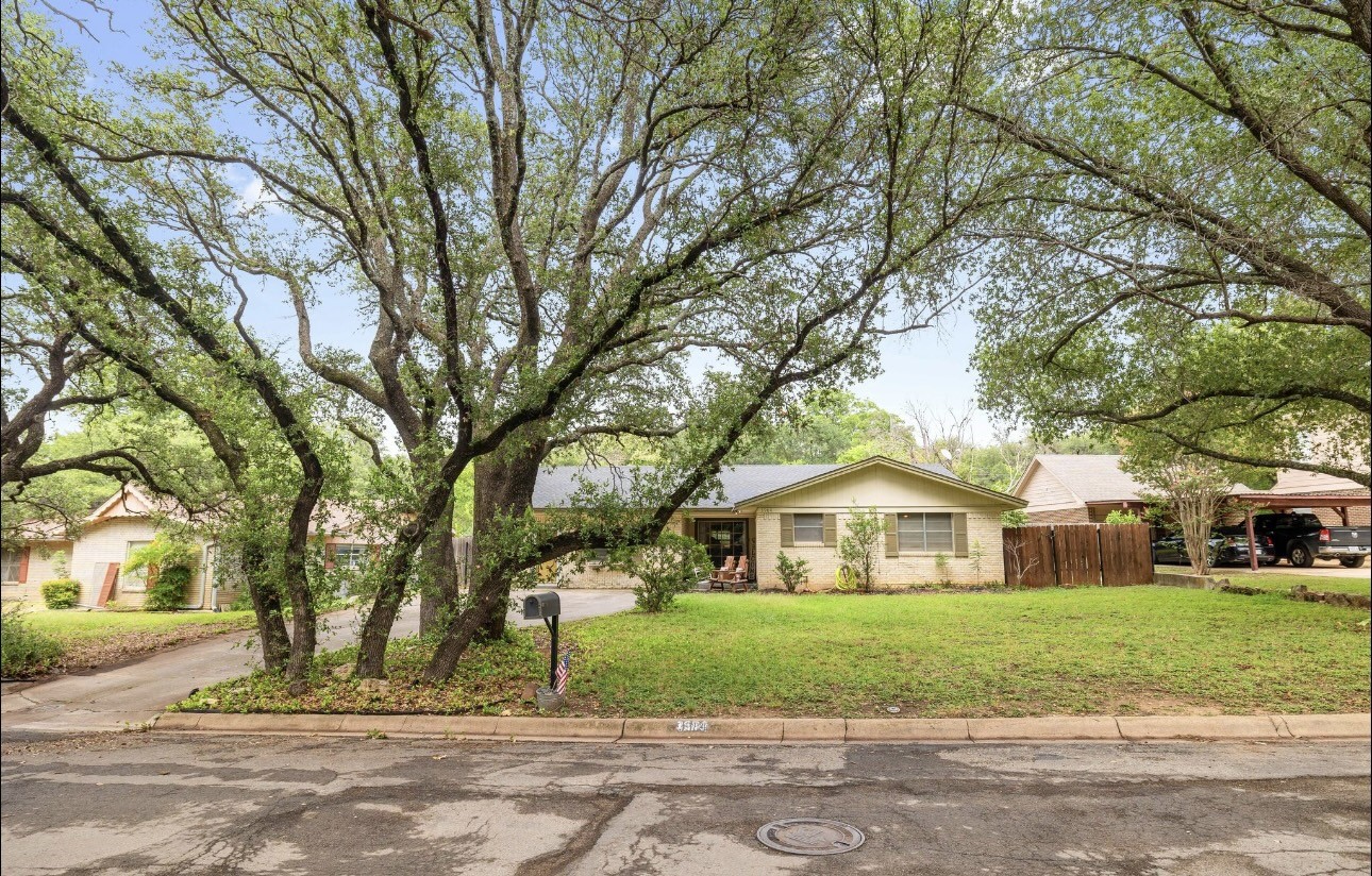 3904 Glenwood Drive Brownwood TX 76801