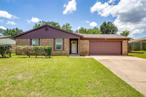 306 Hallmark Drive Arlington TX 76011