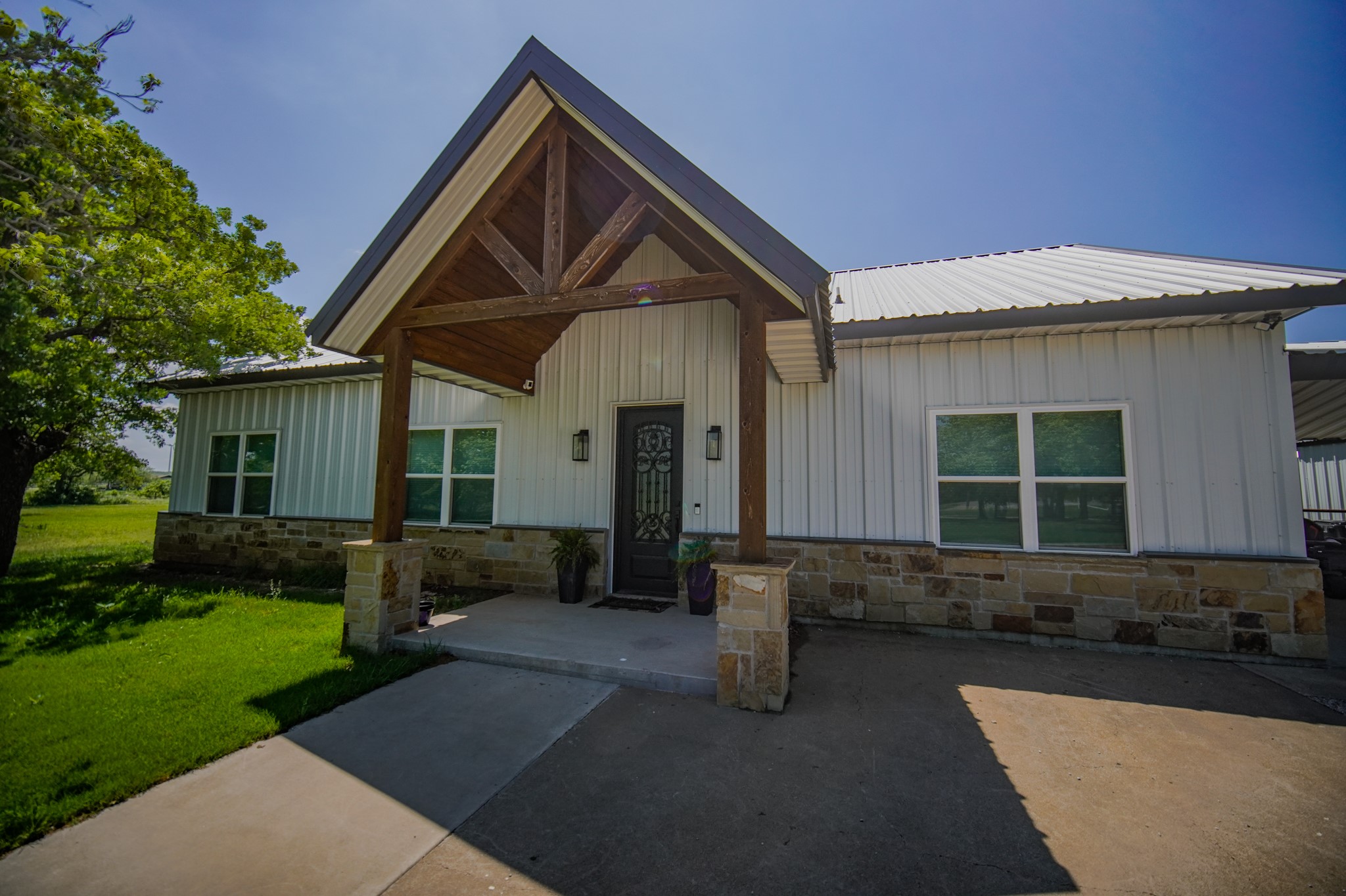 1201 Synterra Estates Loop Jacksboro TX 76458