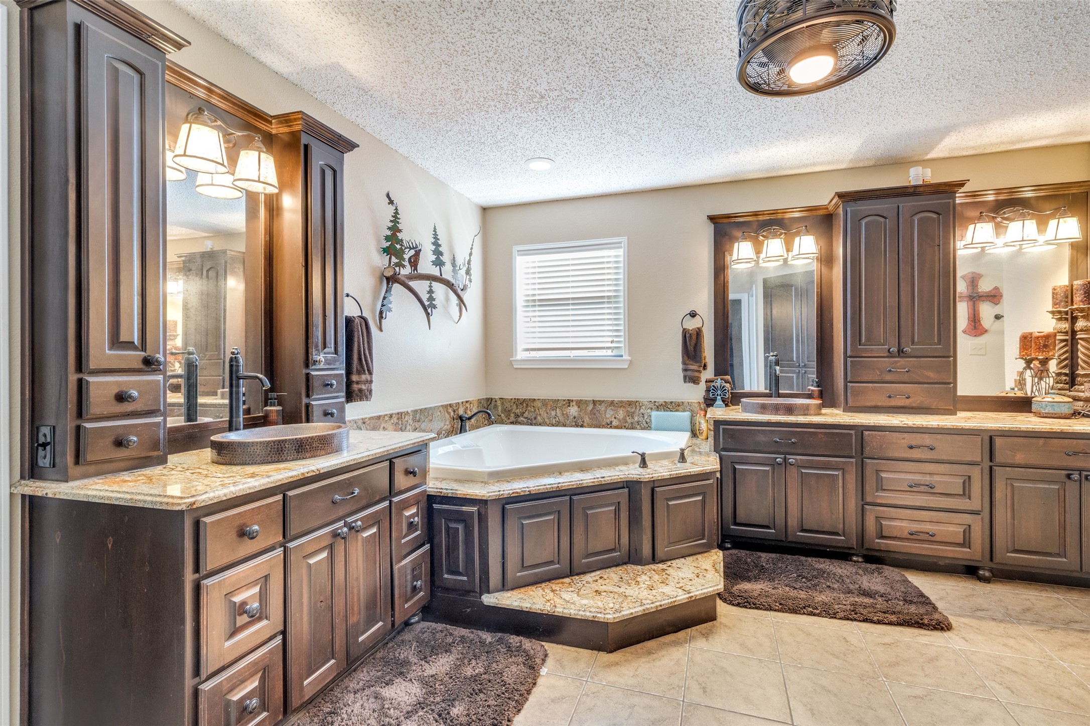 963 County Road 1340 Chico TX 76431