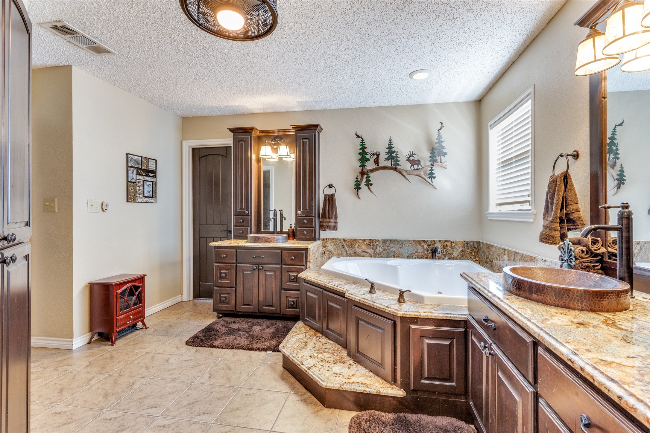 963 County Road 1340 Chico TX 76431