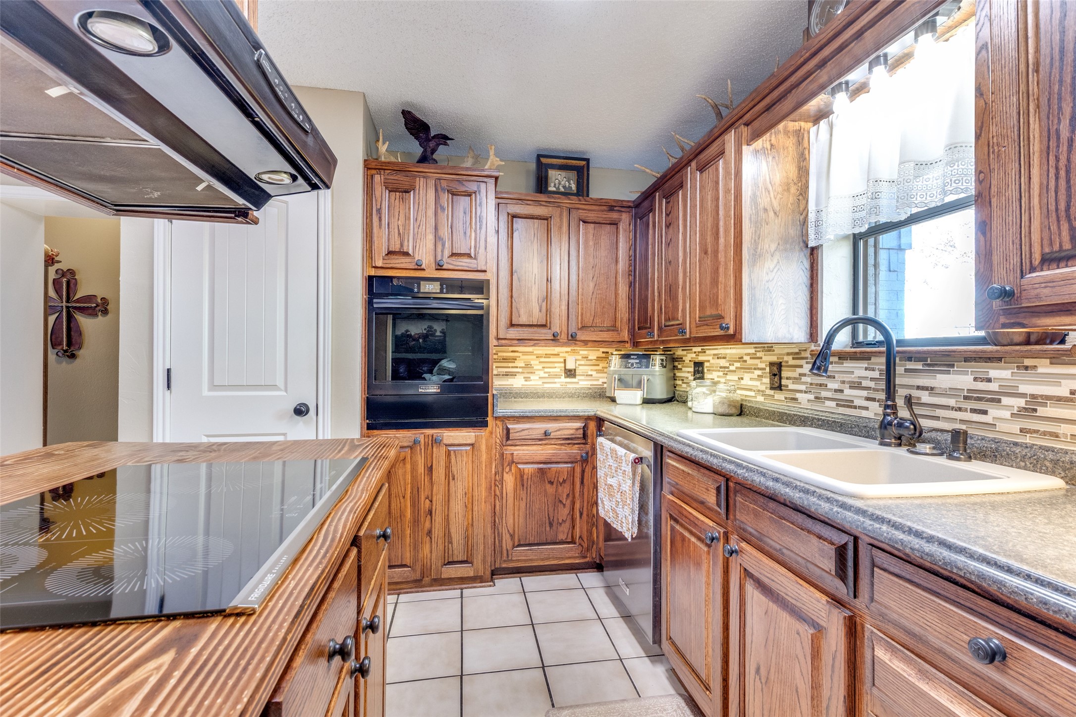 963 County Road 1340 Chico TX 76431