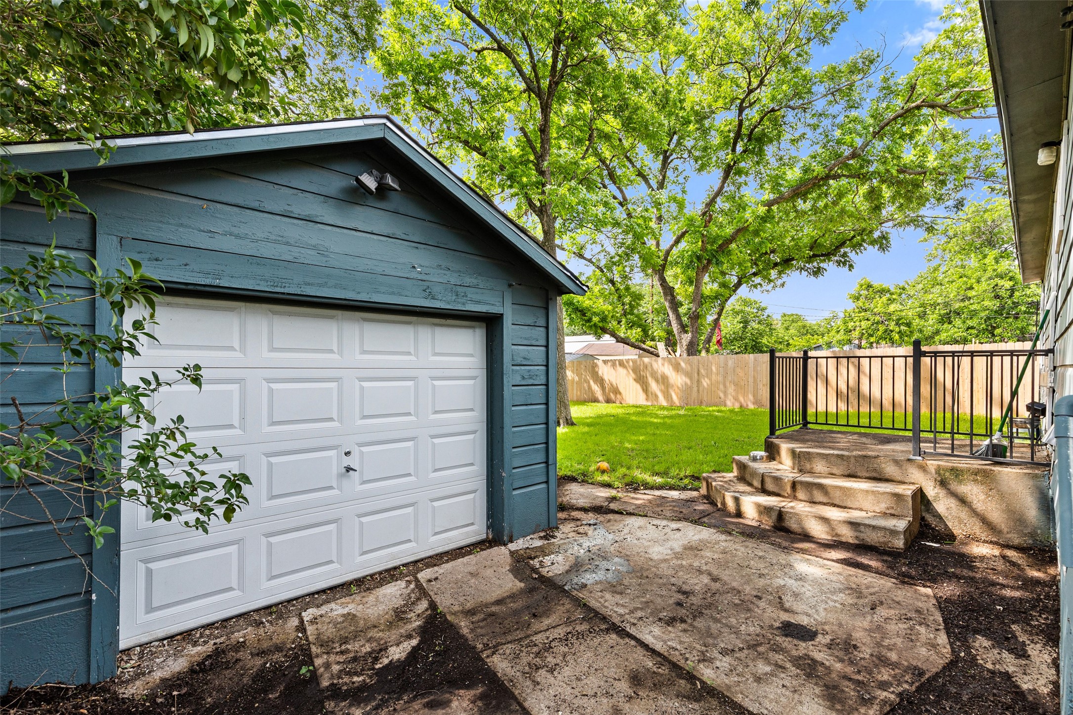 3700 Charlton Avenue Waco TX 76711