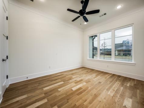 400 Saratoga Drive Denton TX 76210