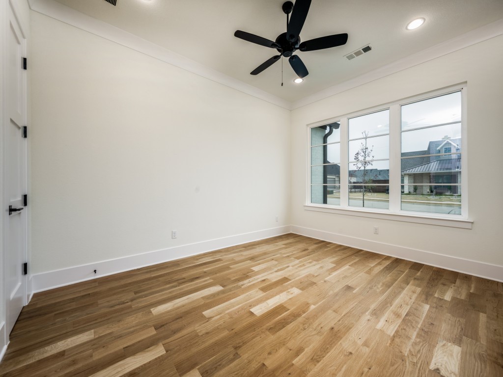 400 Saratoga Drive Denton TX 76210