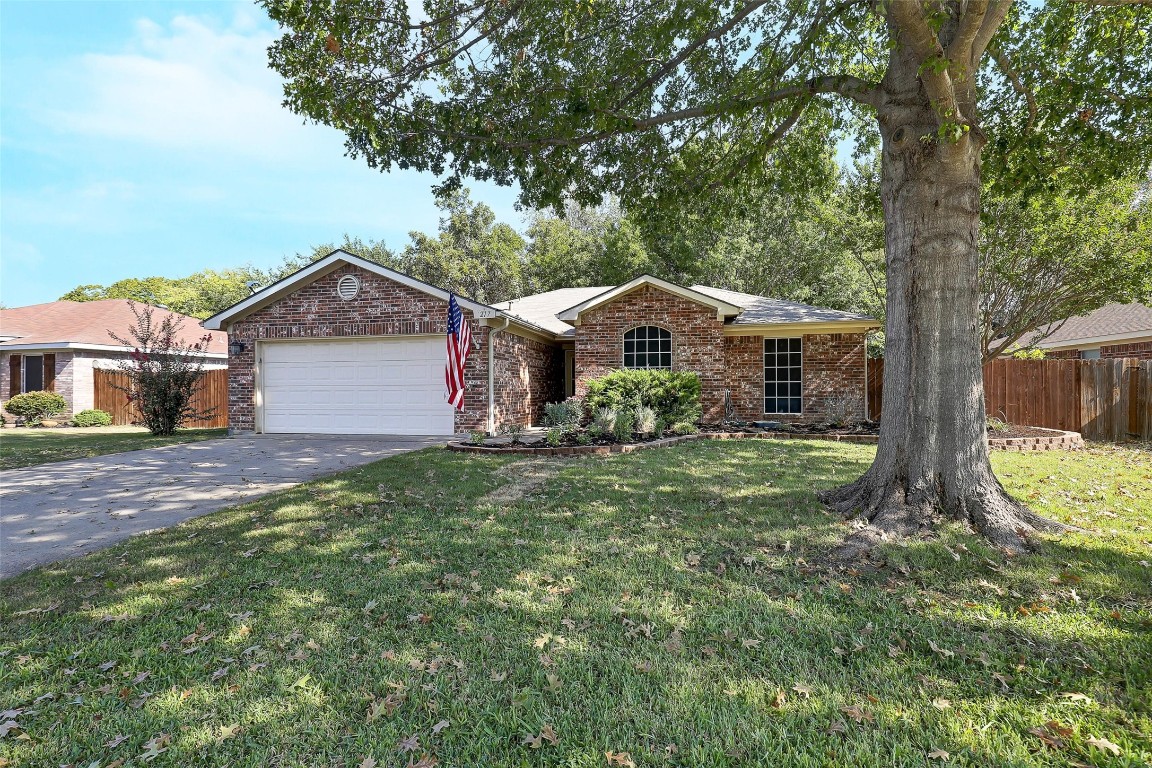 217 King Arthur Drive Weatherford TX 76086