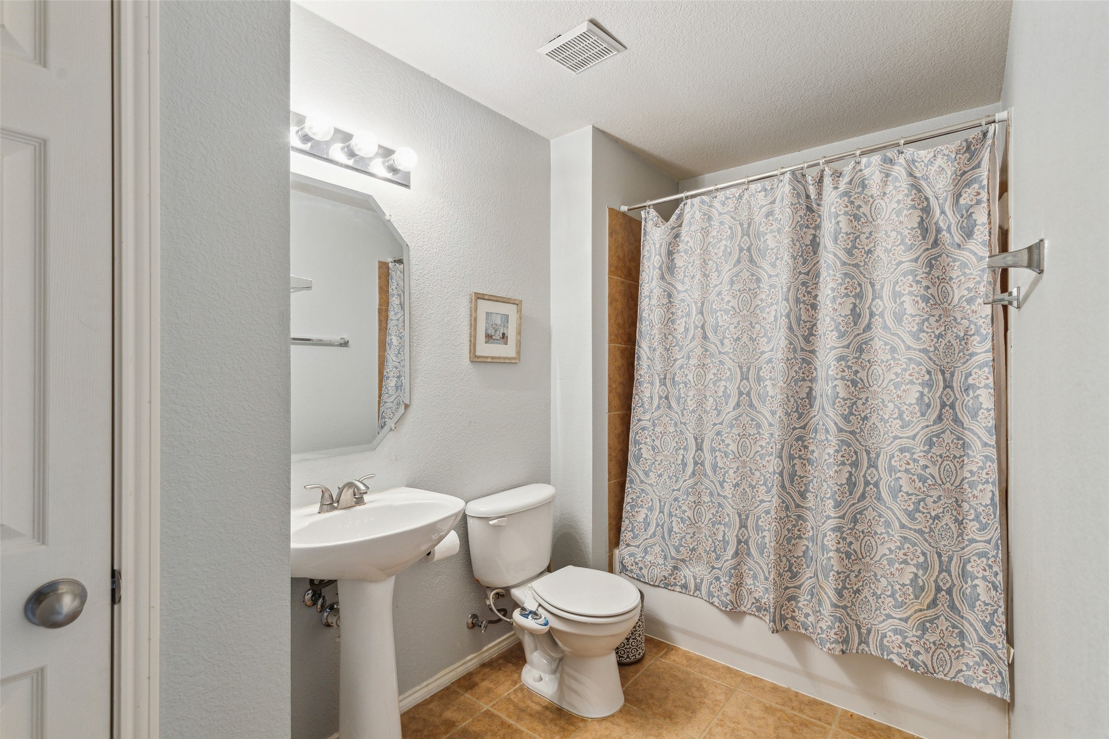 1756 Hidden Brook Drive Grand Prairie TX 75050