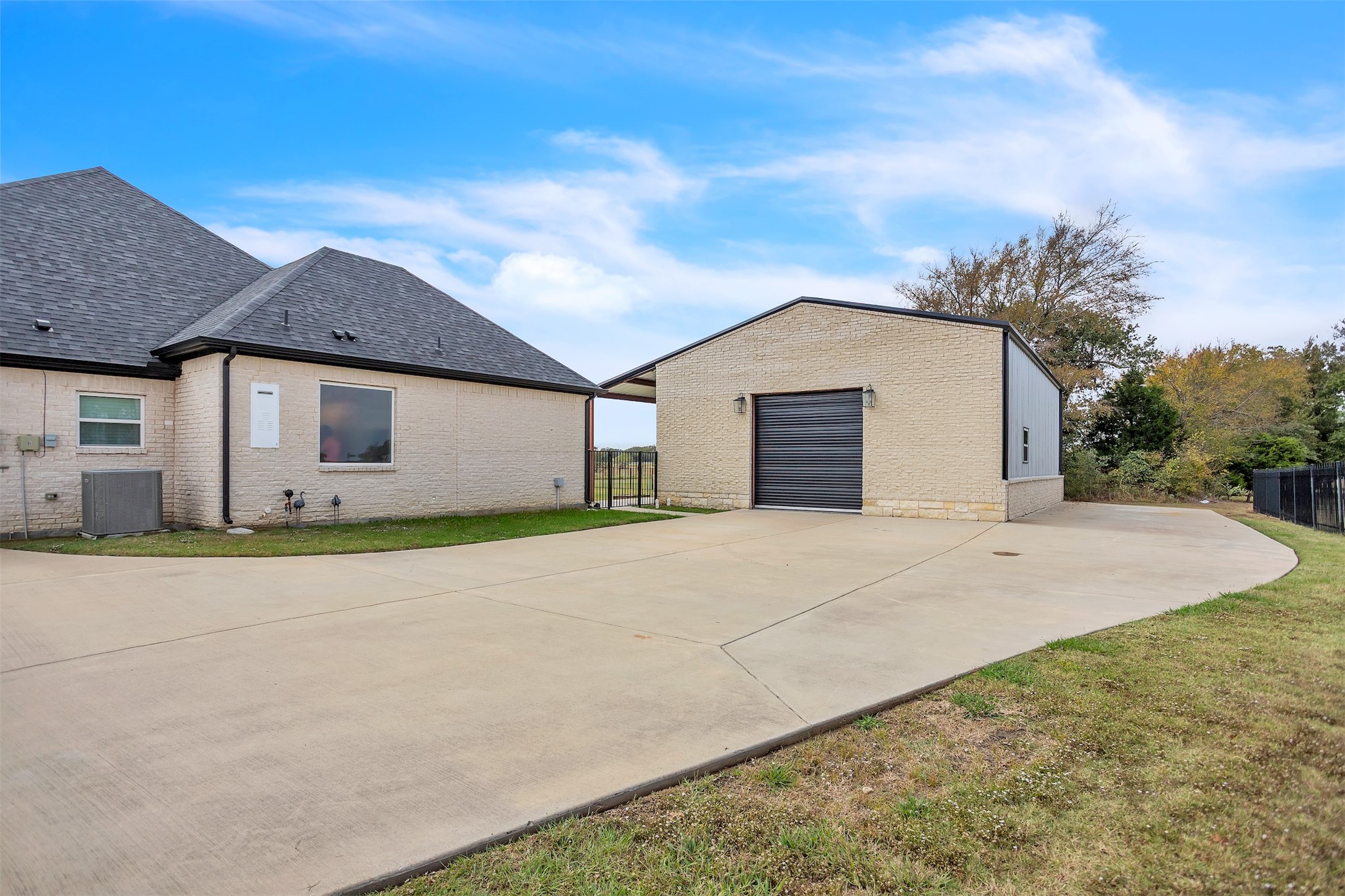 2044 Eastfield Drive Wills Point TX 75169