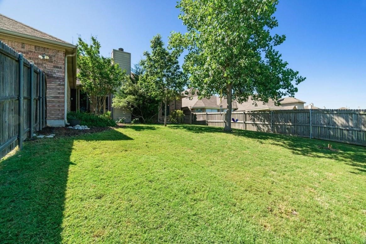 4601 Eden Drive Garland TX 75043