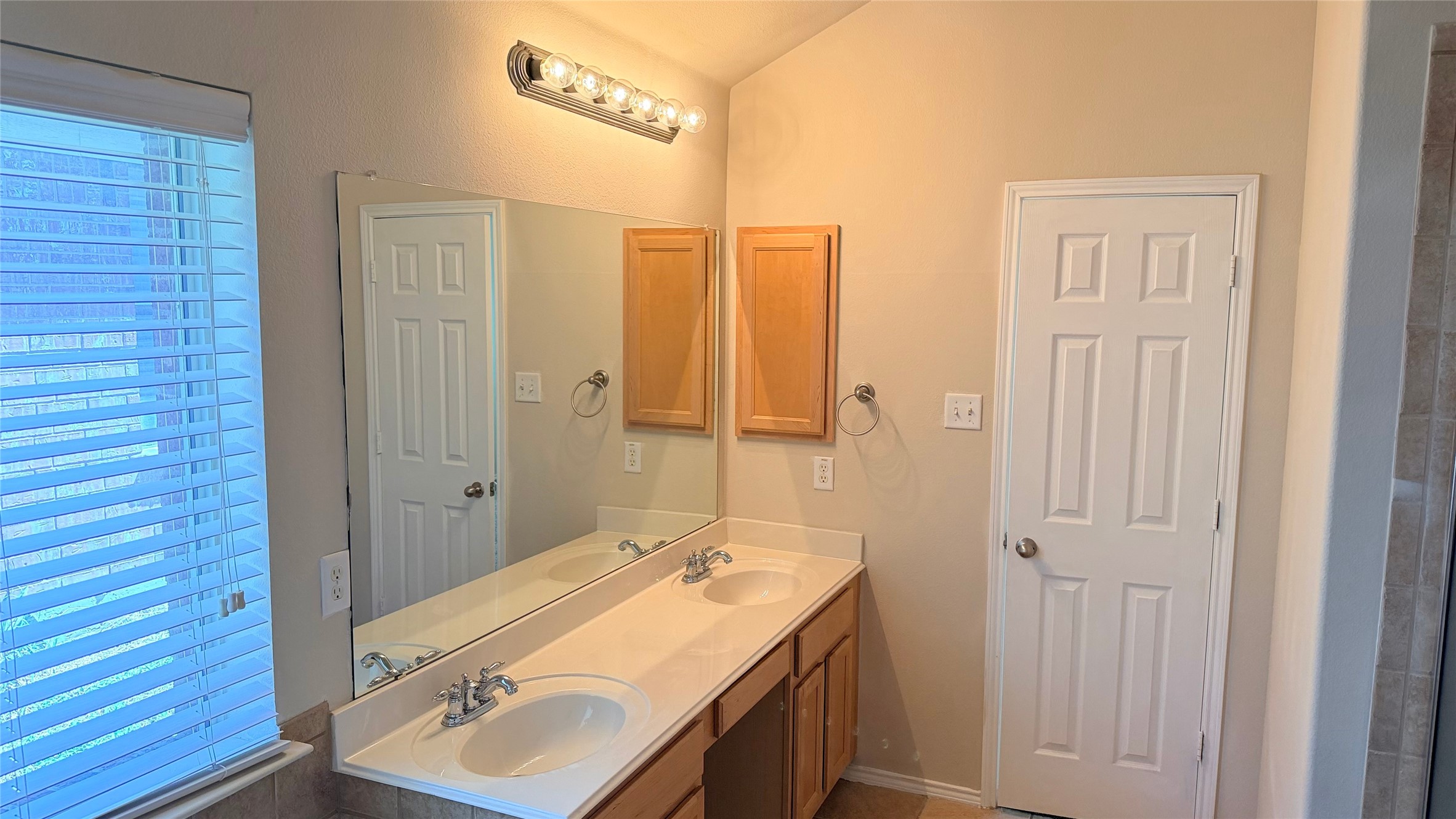 4805 Summer Oaks Lane Fort Worth TX 76123