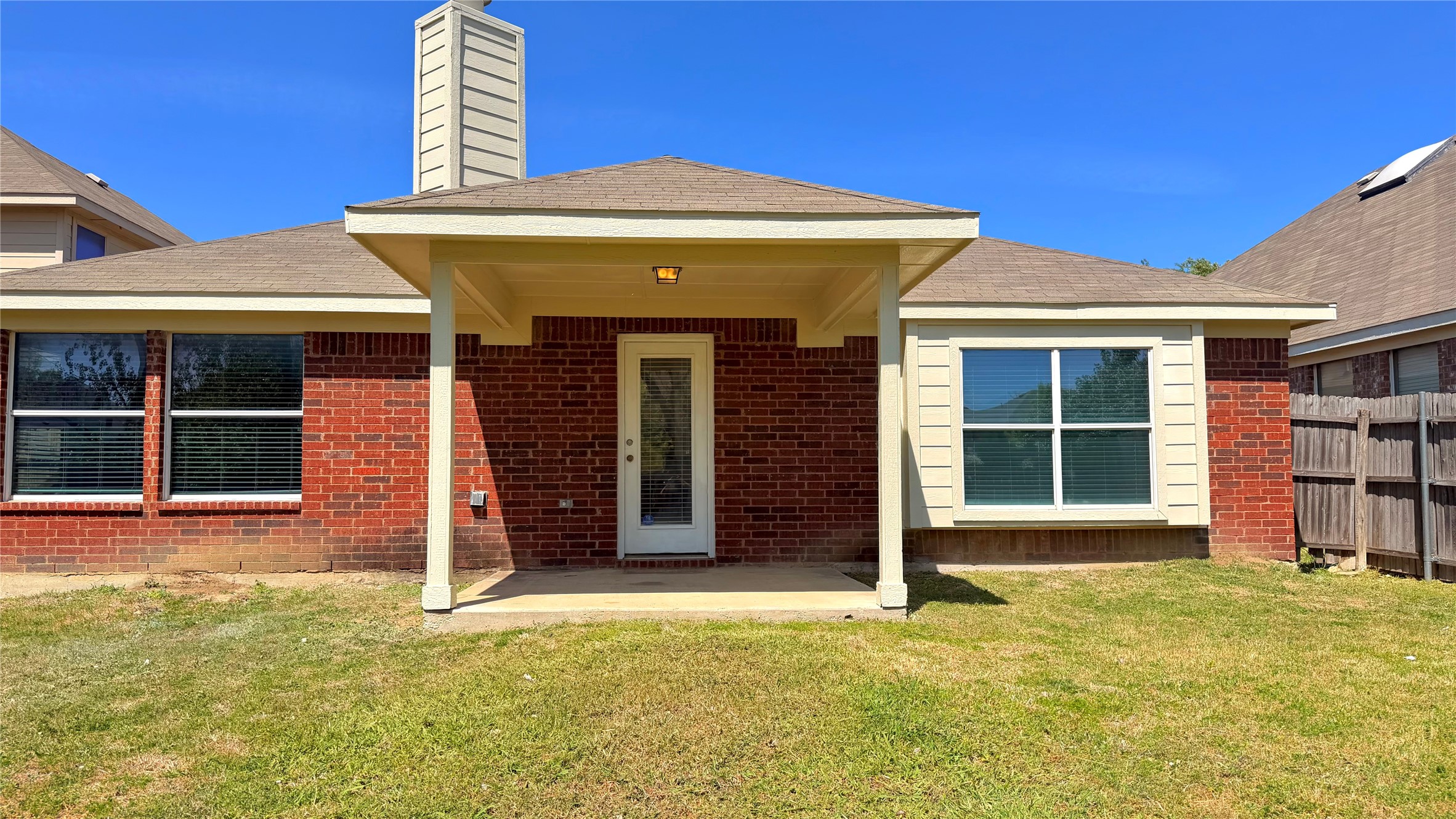 4805 Summer Oaks Lane Fort Worth TX 76123