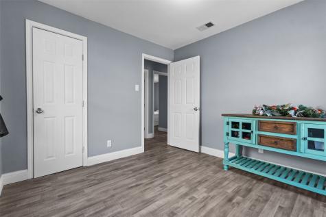 1515 Buena Vista Street Mesquite TX 75149