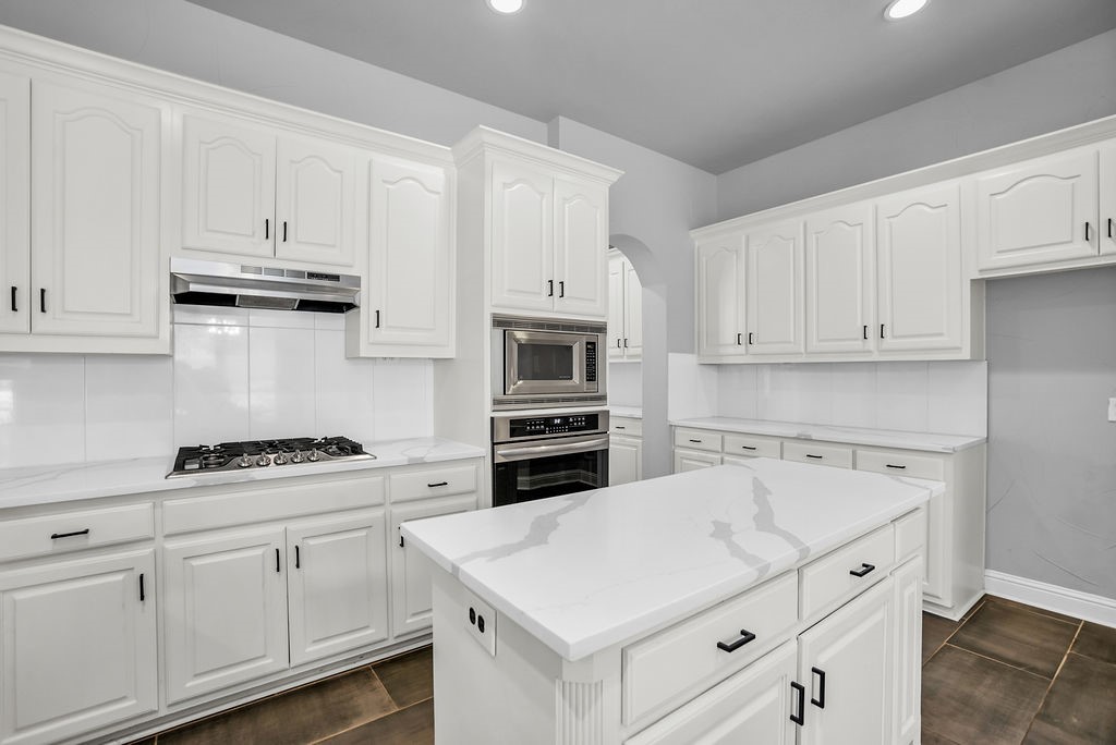 1811 Saint Johns Avenue Allen TX 75002