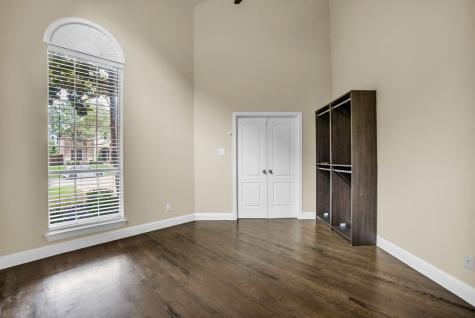 1811 Saint Johns Avenue Allen TX 75002