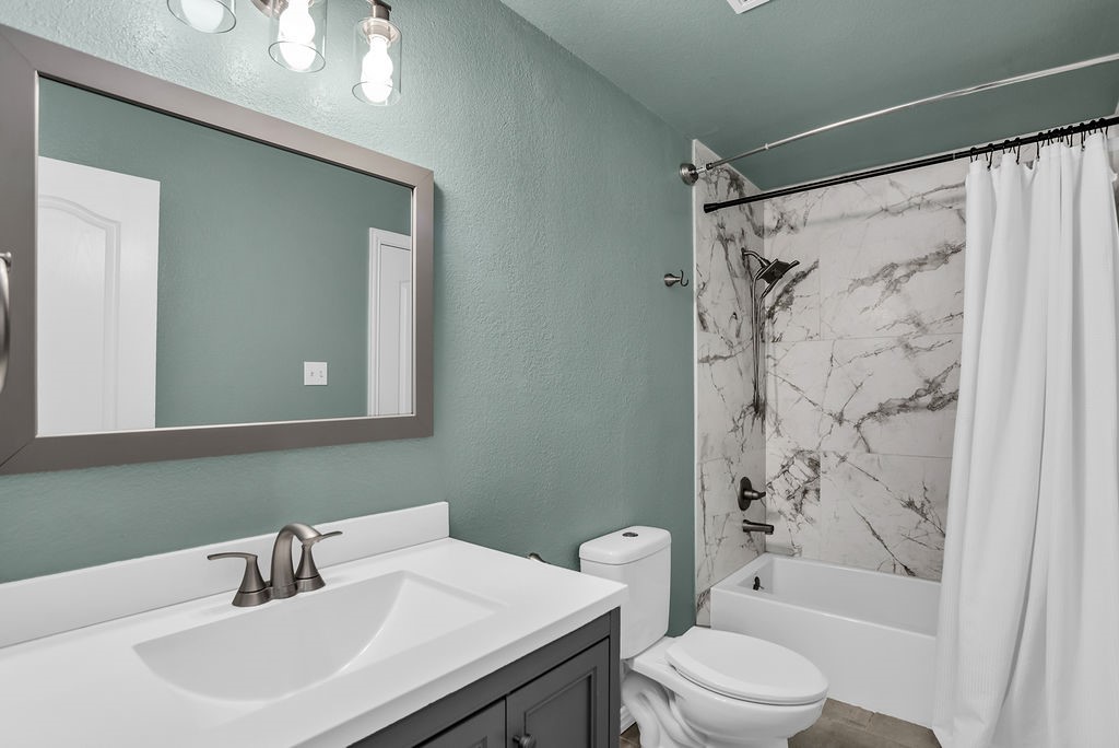 1811 Saint Johns Avenue Allen TX 75002