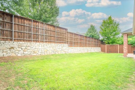1811 Saint Johns Avenue Allen TX 75002