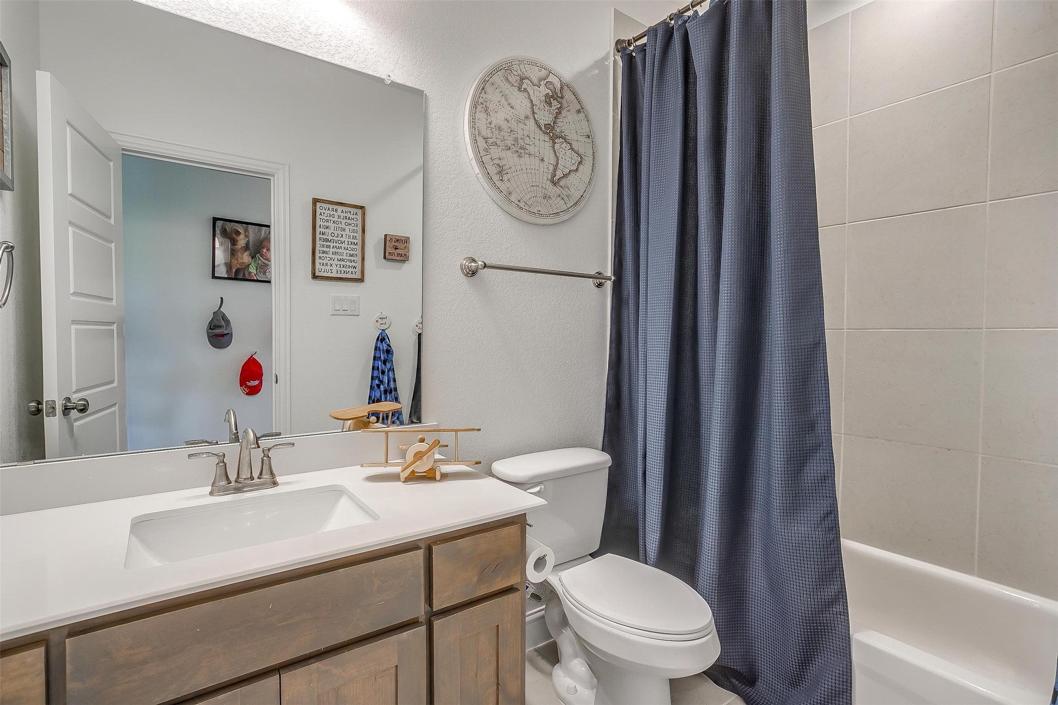 517 Ramon Street Burleson TX 76028