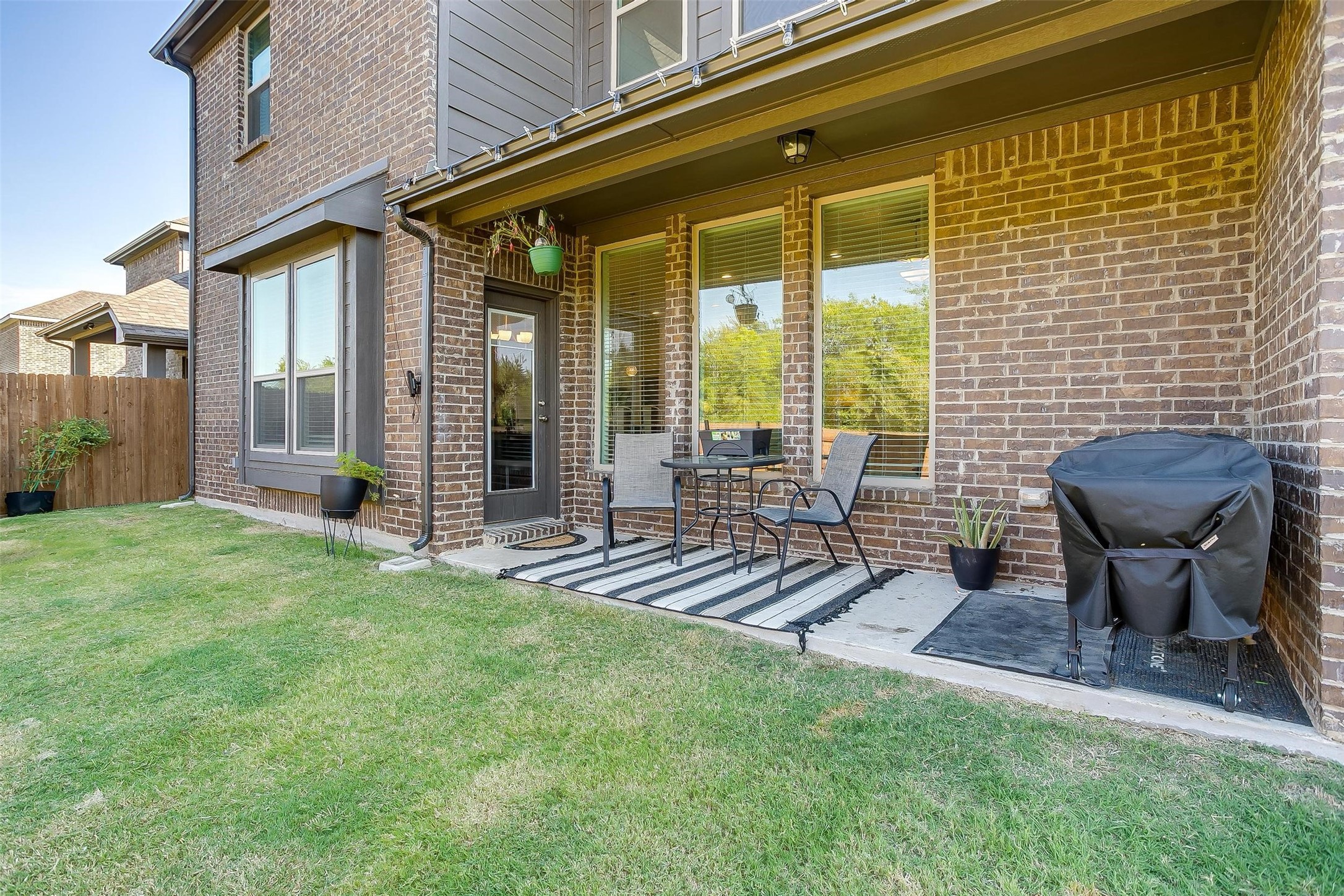 517 Ramon Street Burleson TX 76028