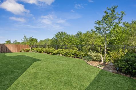 808 Bluestem Drive Aubrey TX 76227