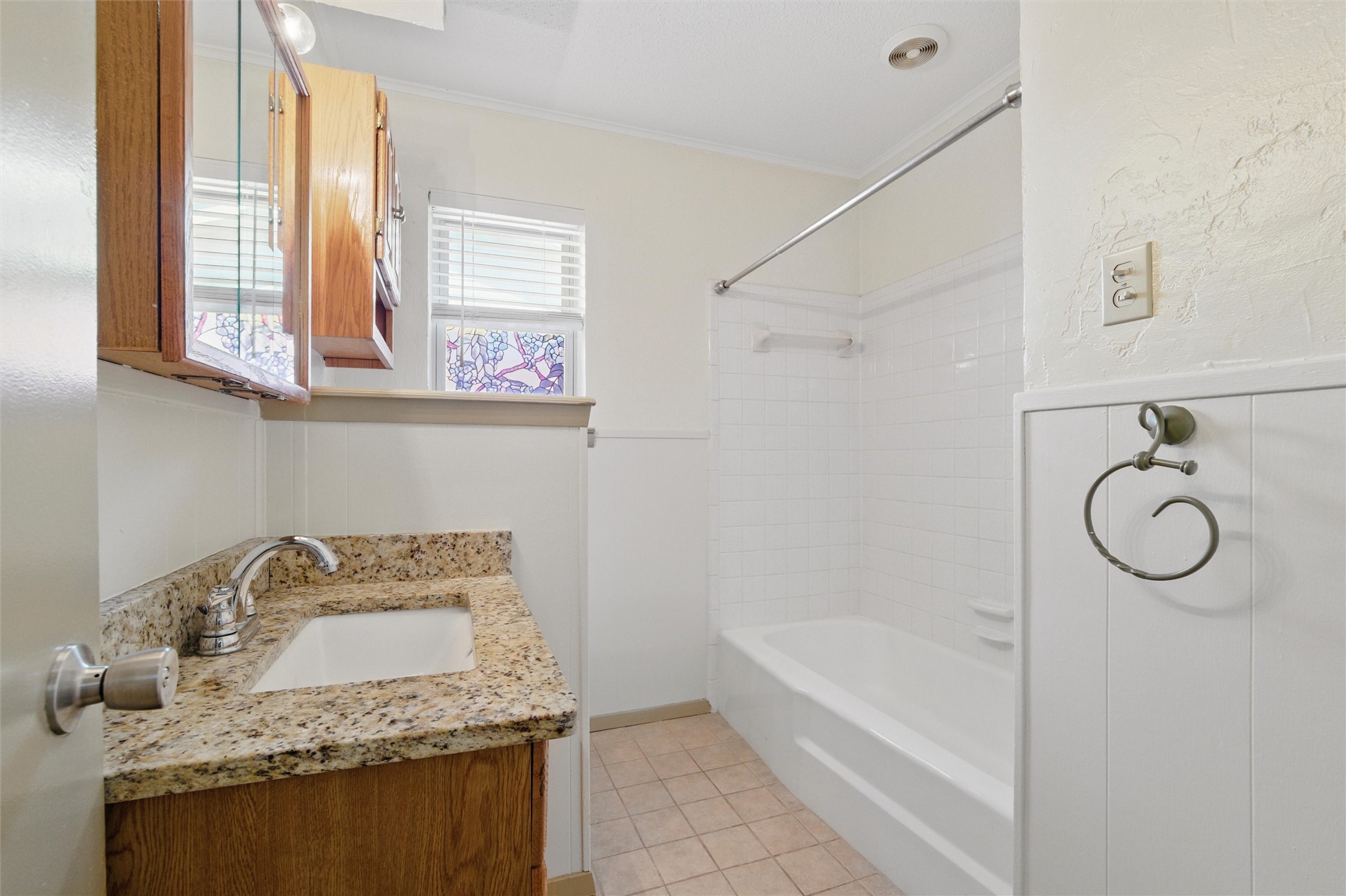 1801 Tyler Avenue Euless TX 76040