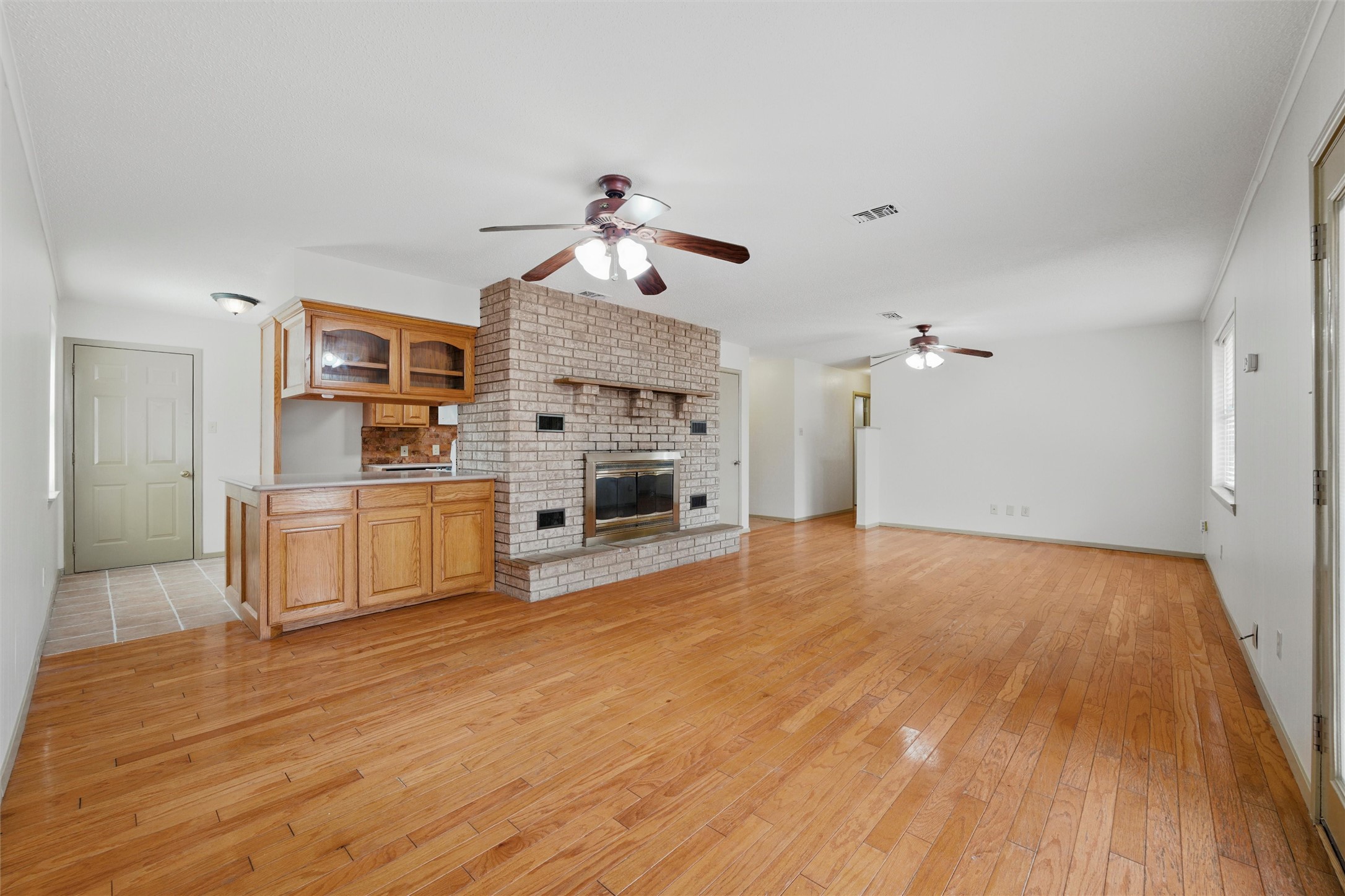 1801 Tyler Avenue Euless TX 76040