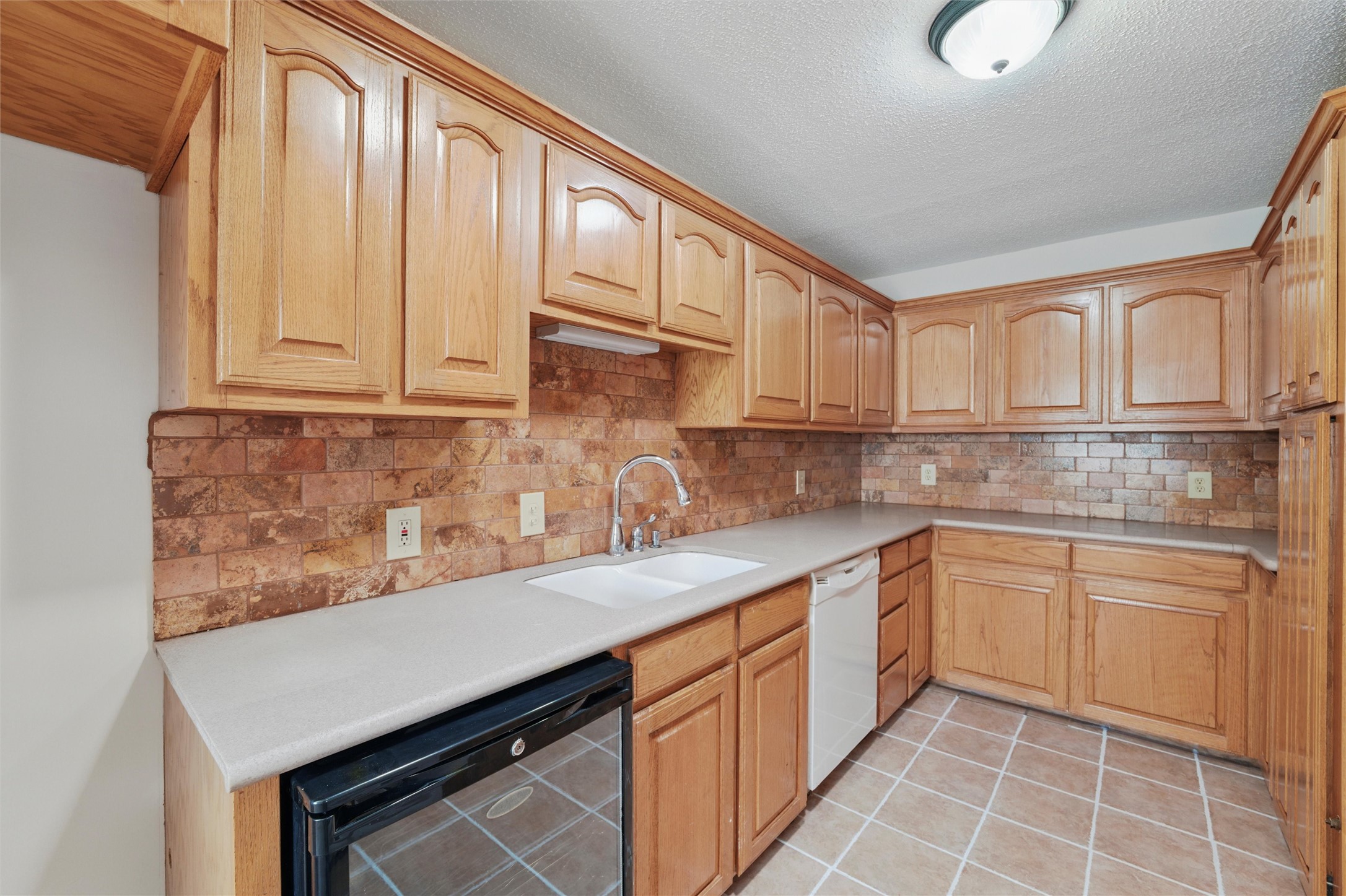 1801 Tyler Avenue Euless TX 76040