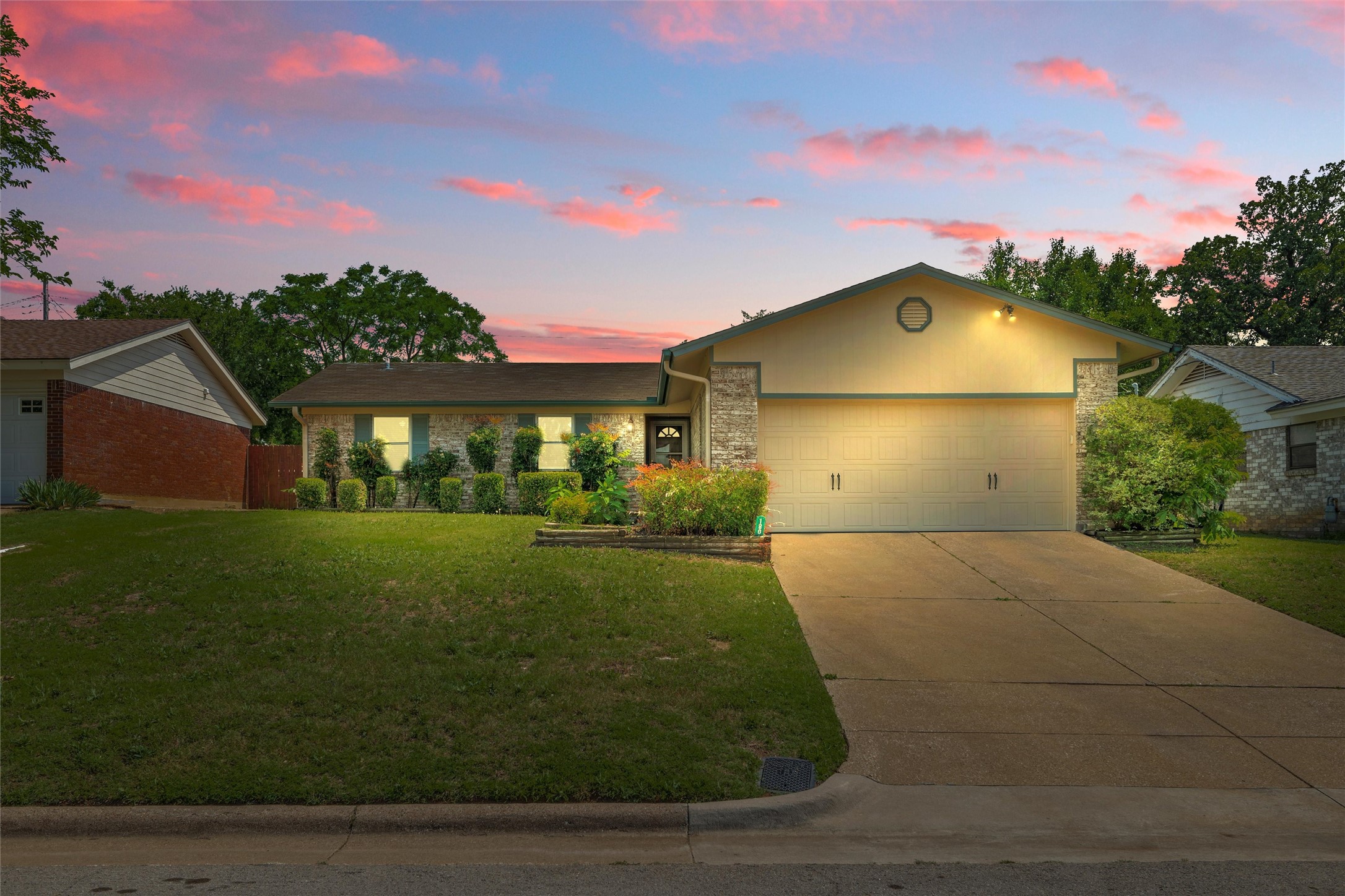 1801 Tyler Avenue Euless TX 76040