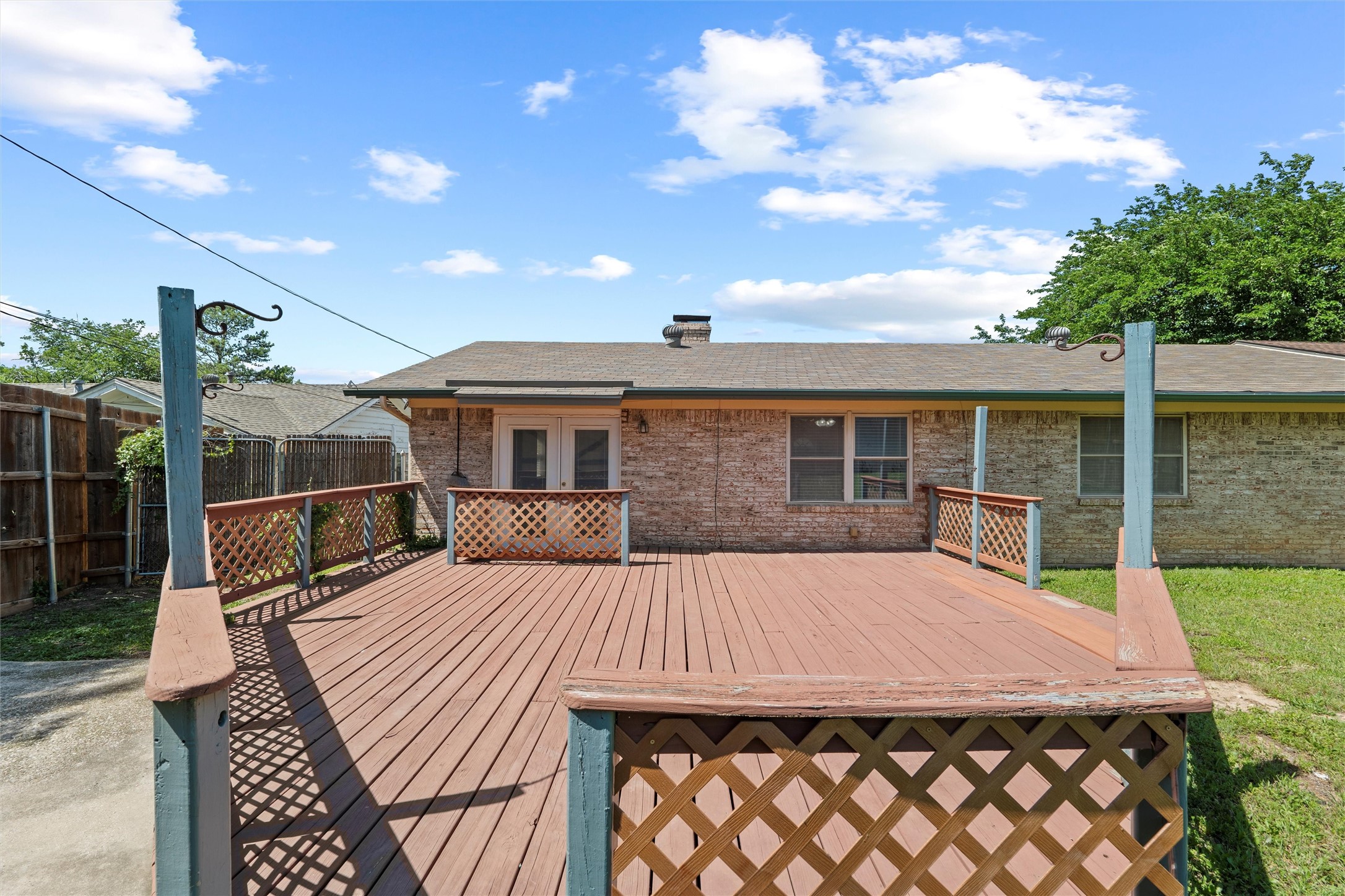 1801 Tyler Avenue Euless TX 76040