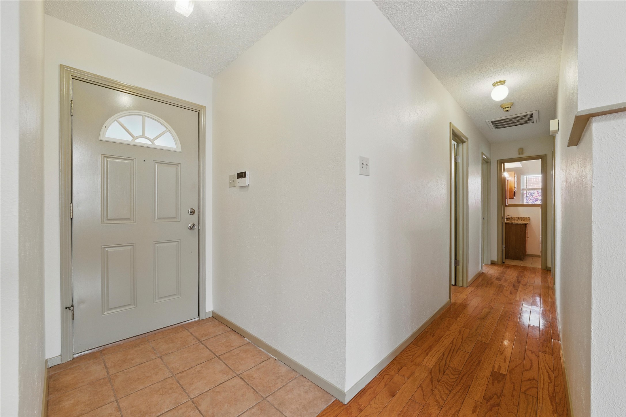 1801 Tyler Avenue Euless TX 76040