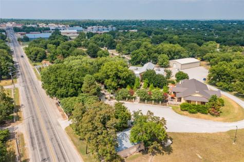 802 S Austin Street Comanche TX 76442