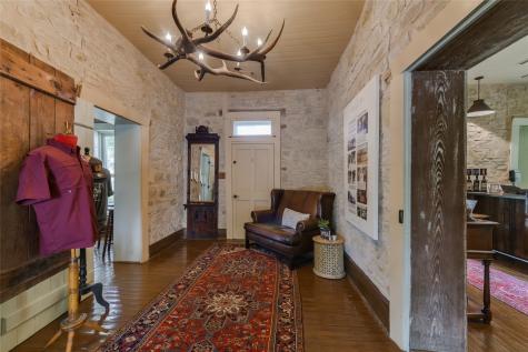 802 S Austin Street Comanche TX 76442