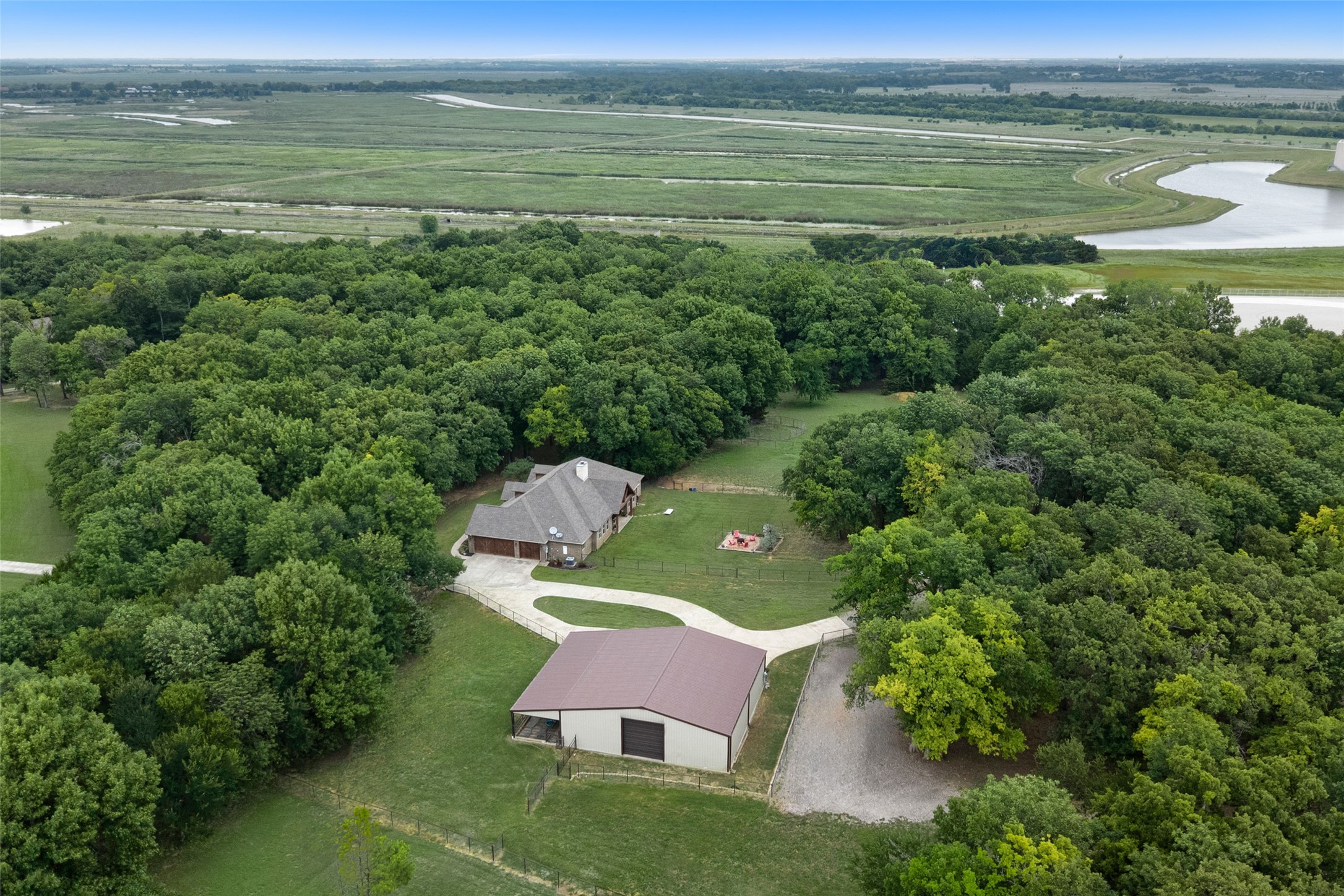 247 River Bend Trail Combine TX 75159