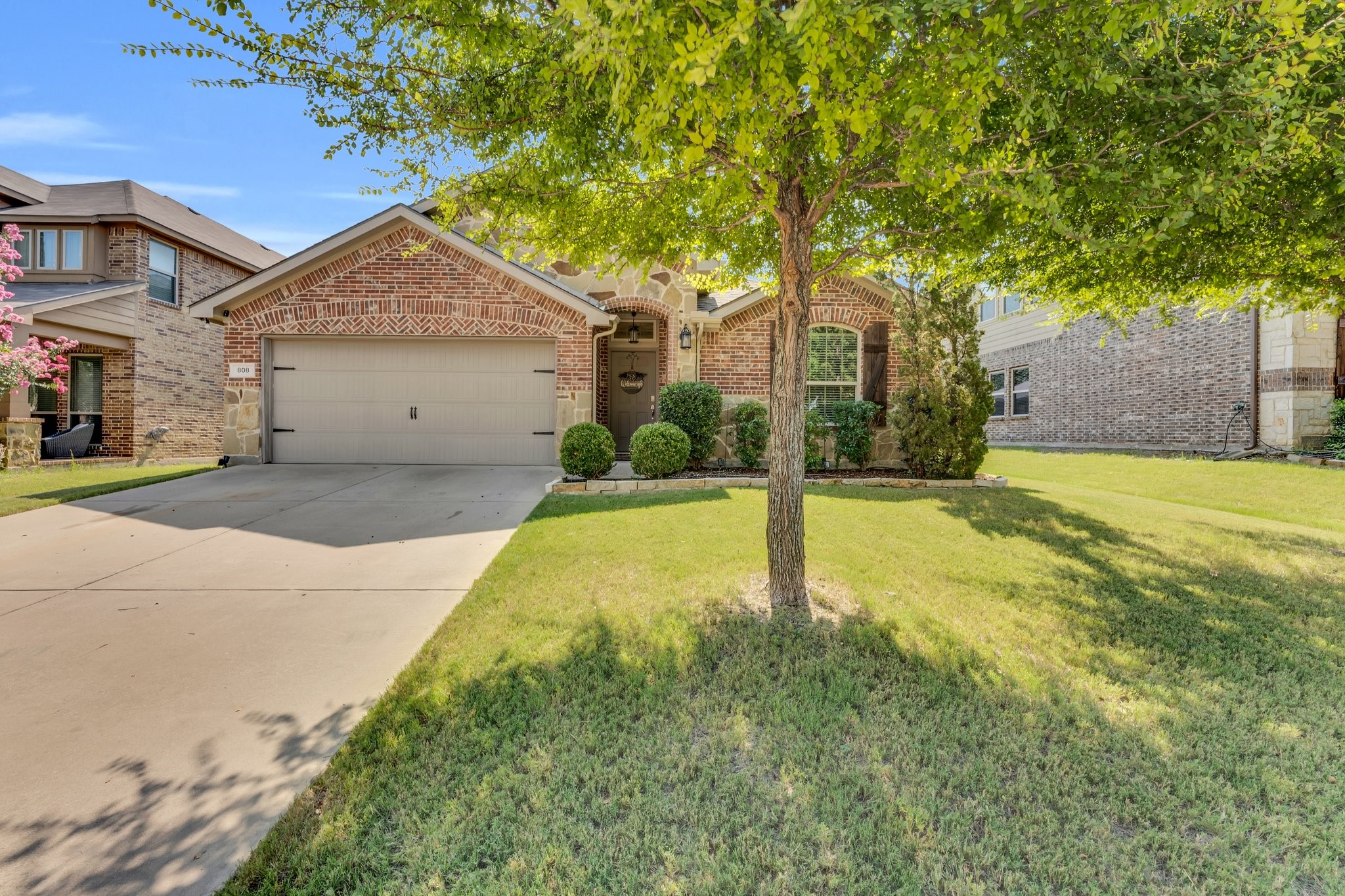808 Silverthorne Drive Burleson TX 76028
