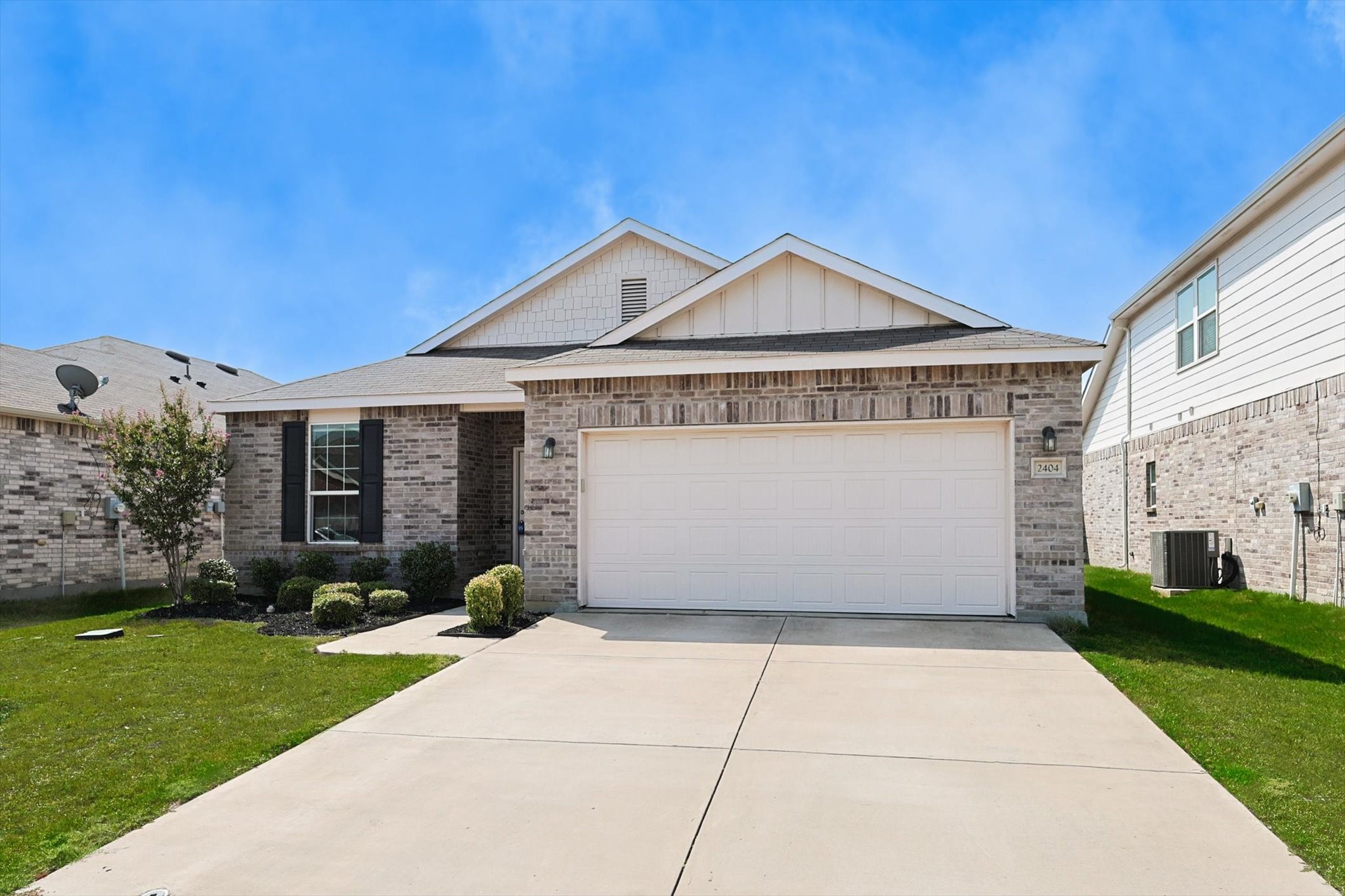 2404 Barzona Drive Fort Worth TX 76131