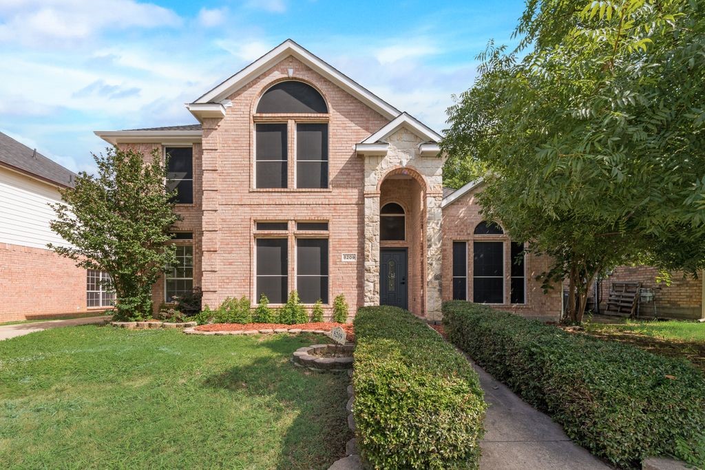 8209 Shoshoni Drive Arlington TX 76002