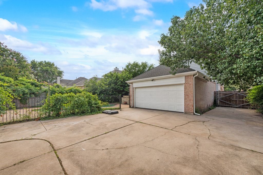 8209 Shoshoni Drive Arlington TX 76002