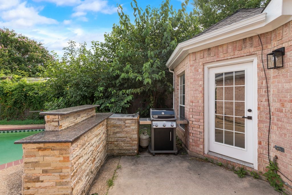 8209 Shoshoni Drive Arlington TX 76002