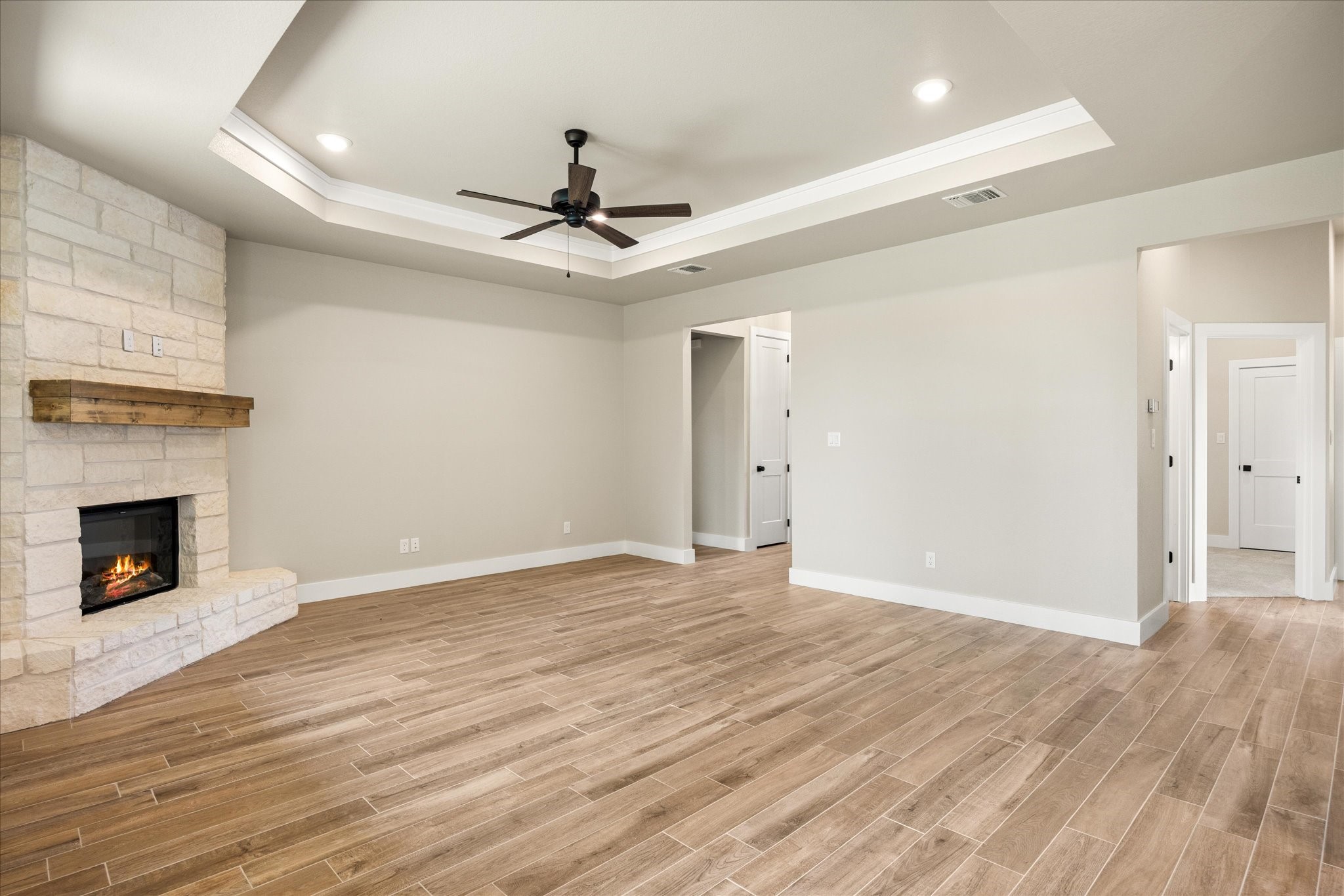 2209 Snake River Drive Granbury TX 76048