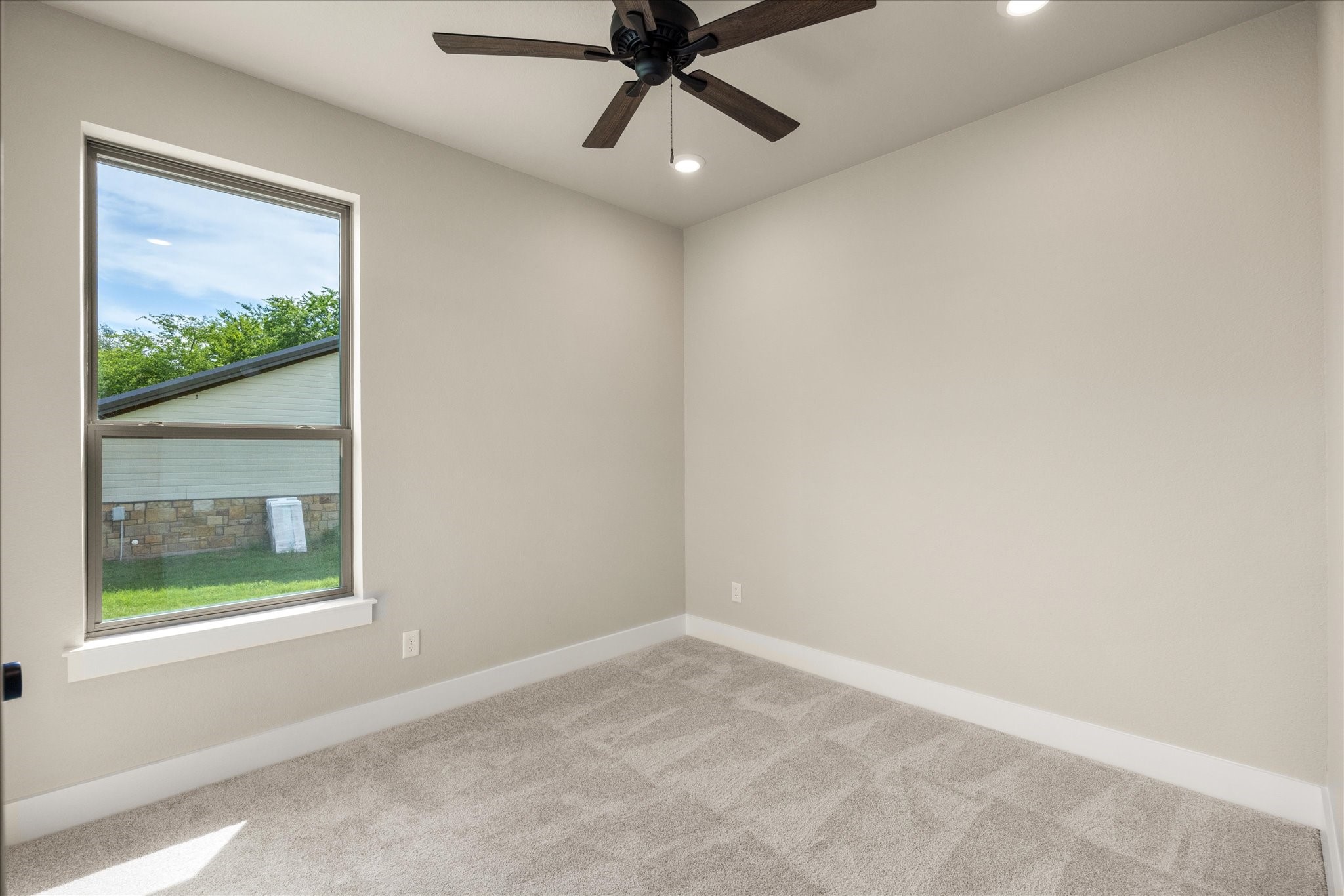 2209 Snake River Drive Granbury TX 76048