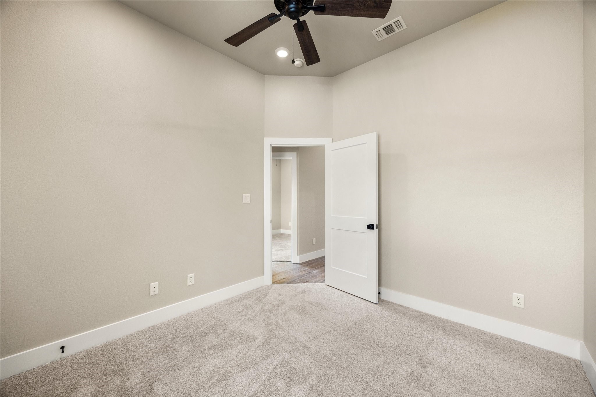 2209 Snake River Drive Granbury TX 76048